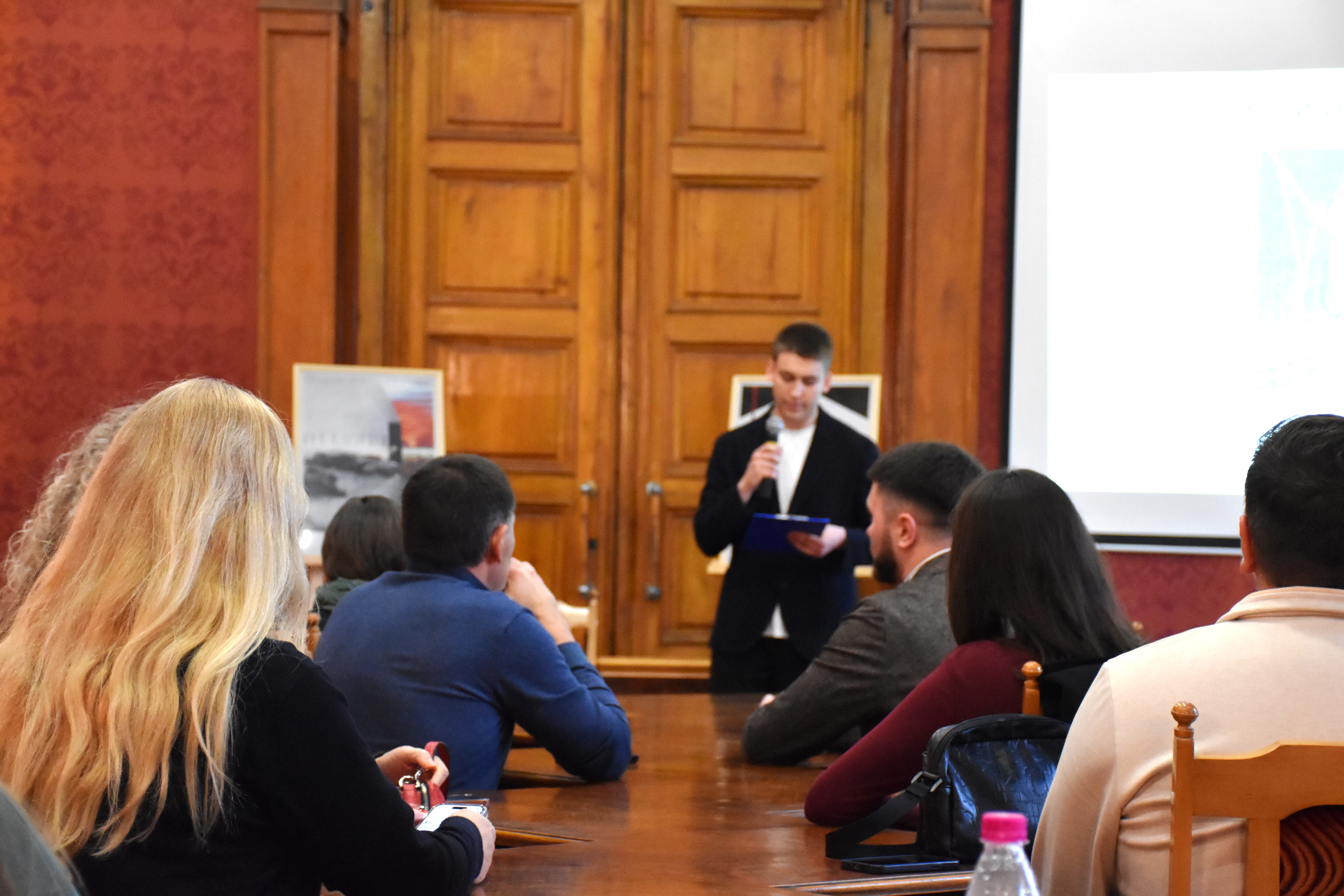 Відкриття виставки сучасних українських плакатів «Сьогодні»