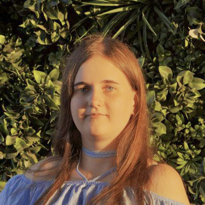 Юлія Шповал