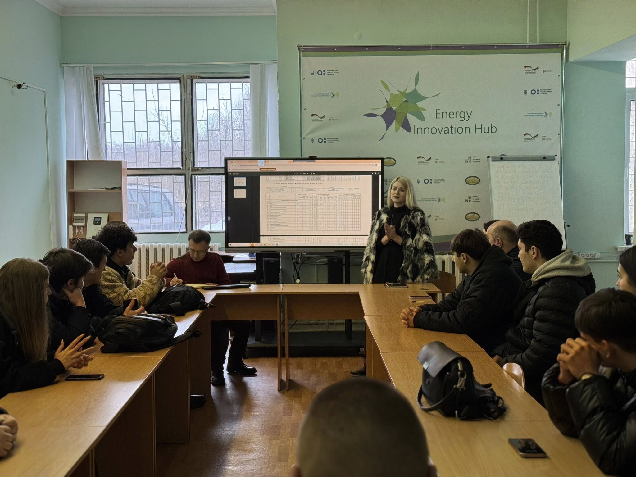 Звіт про засідання кафедри будівництва з обговорення проєкту освітньої програми "Будівництво та цивільна інженерія"