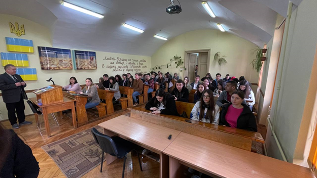 yzobrazhenye_2024-10-07_102710538