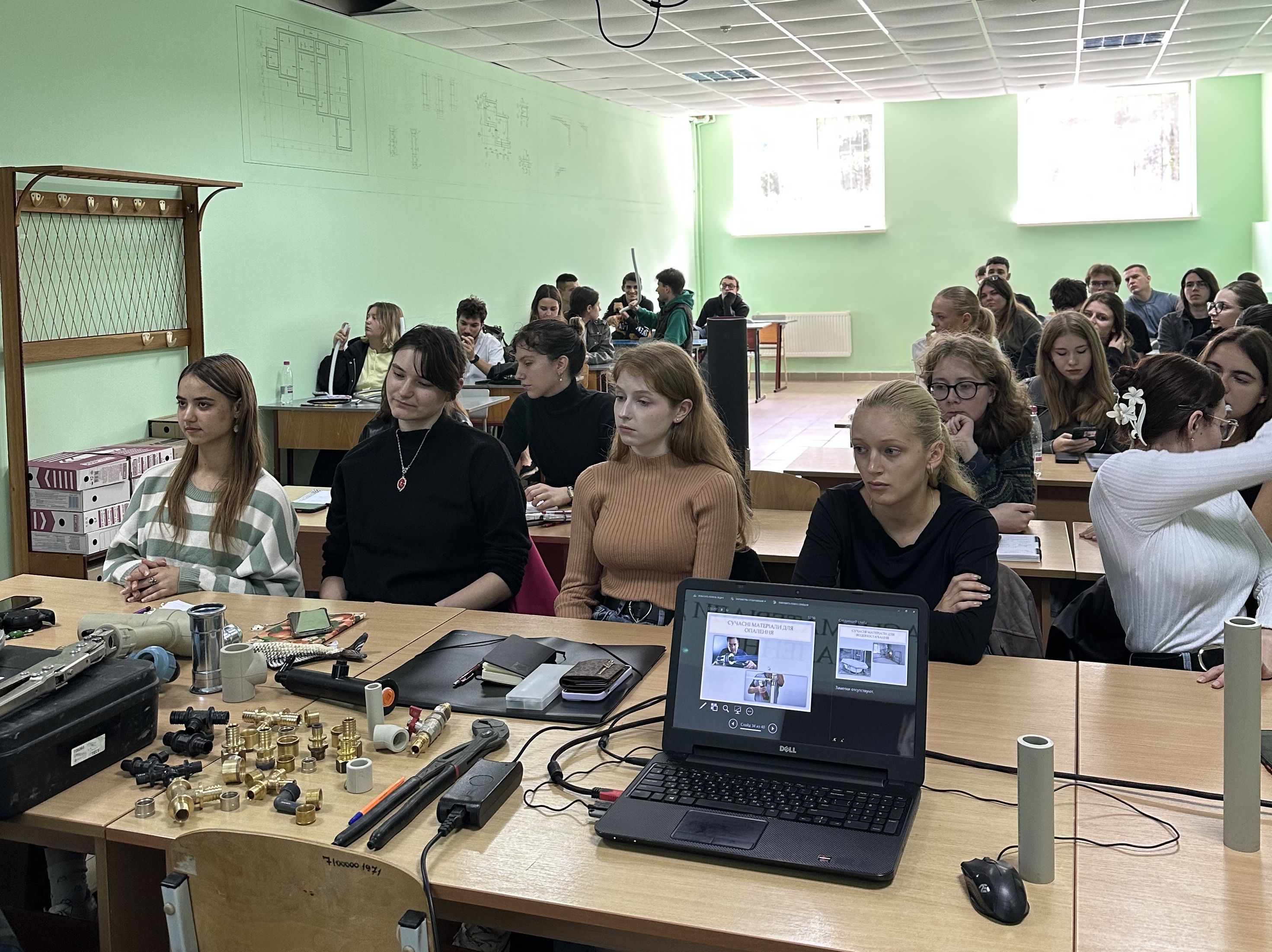 «Водопостачання та опалення в багатоквартирних будинках»