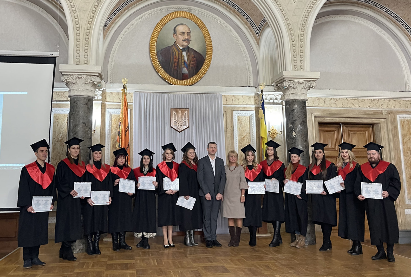 магістри