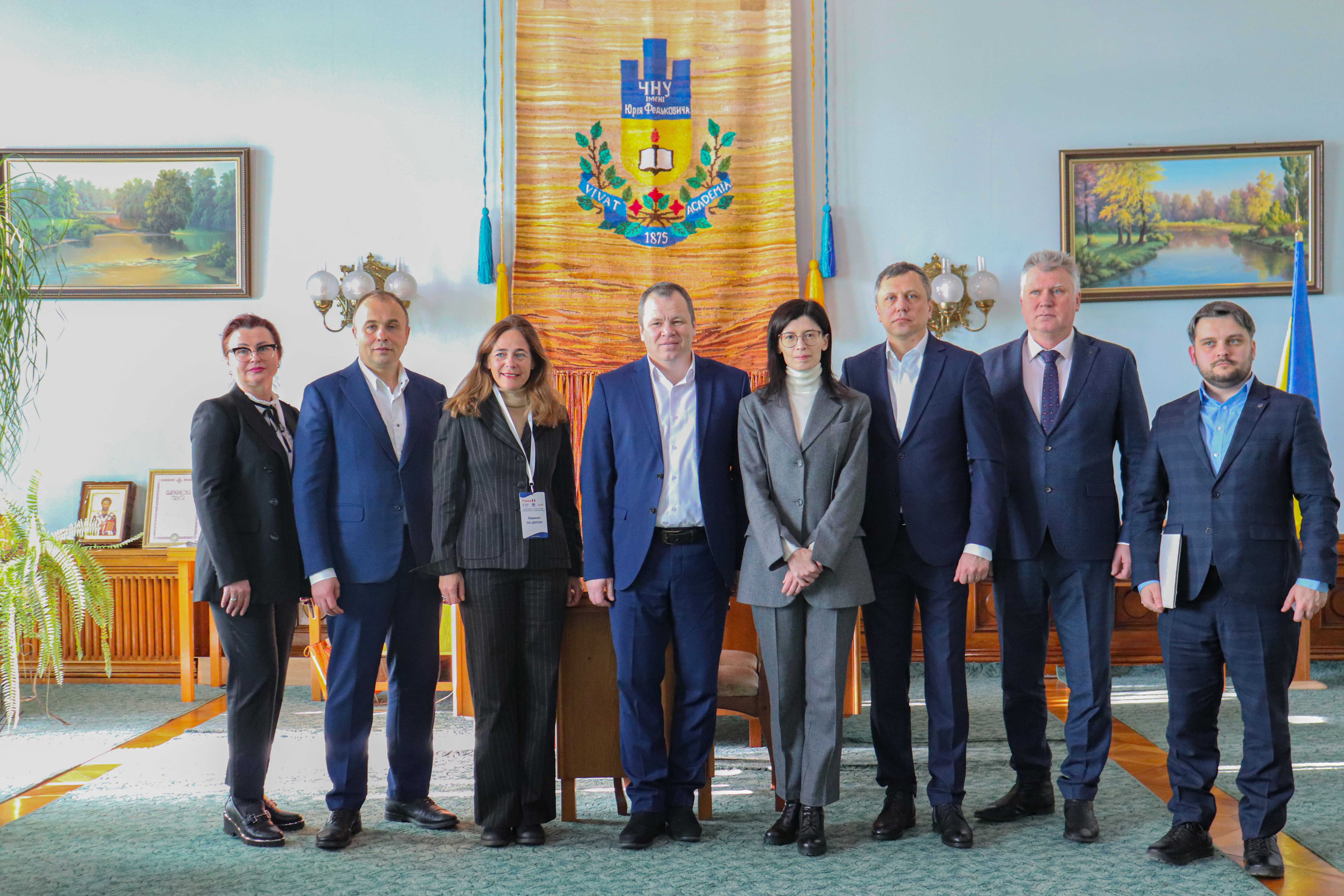 Робоча зустріч ректора ЧНУ з керівництвом Рахункової палати та представницею Expertise France