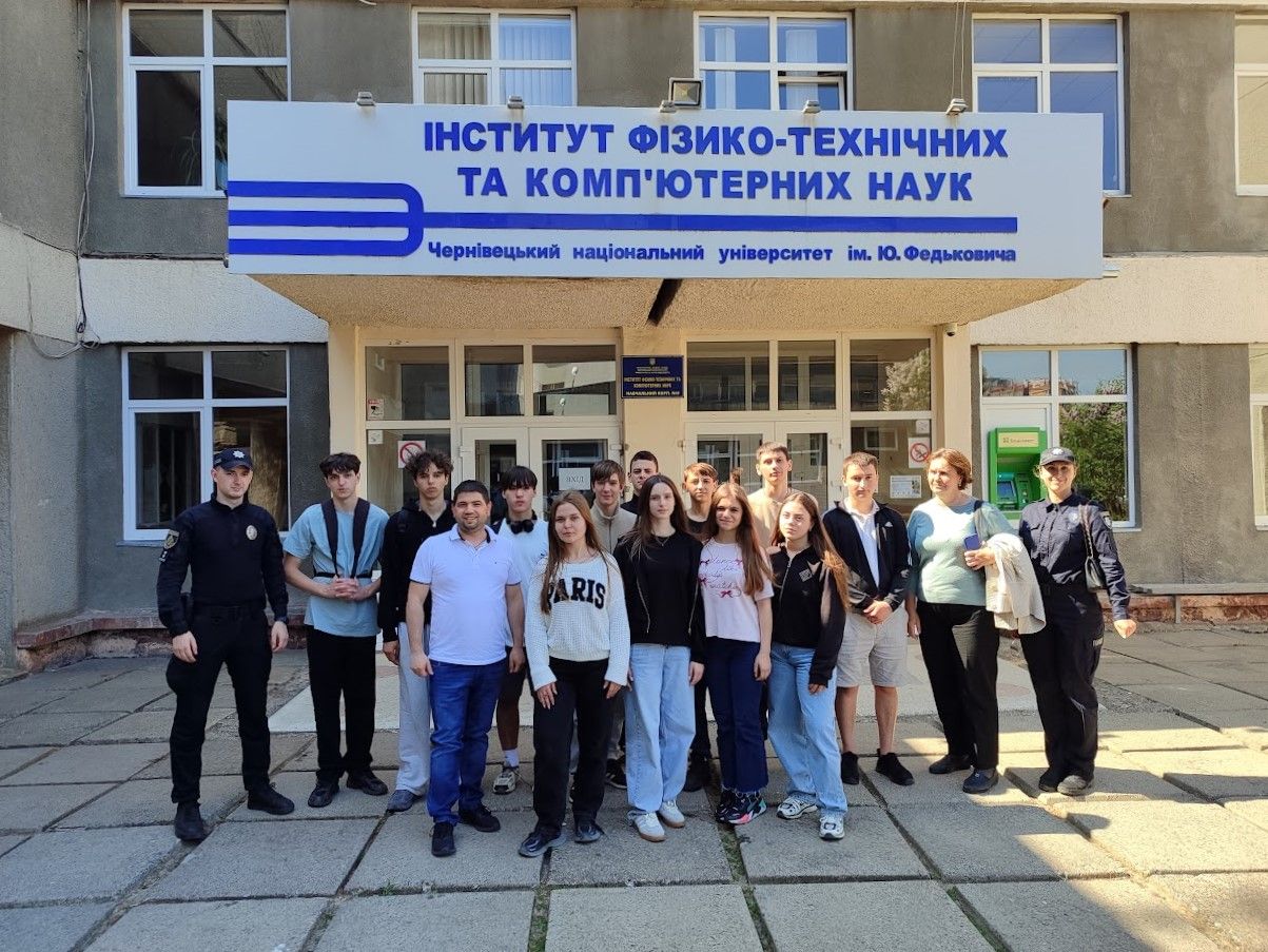 Кафедра термоелектрики та медичної фізики прийняла учнів Коровійського ліцею