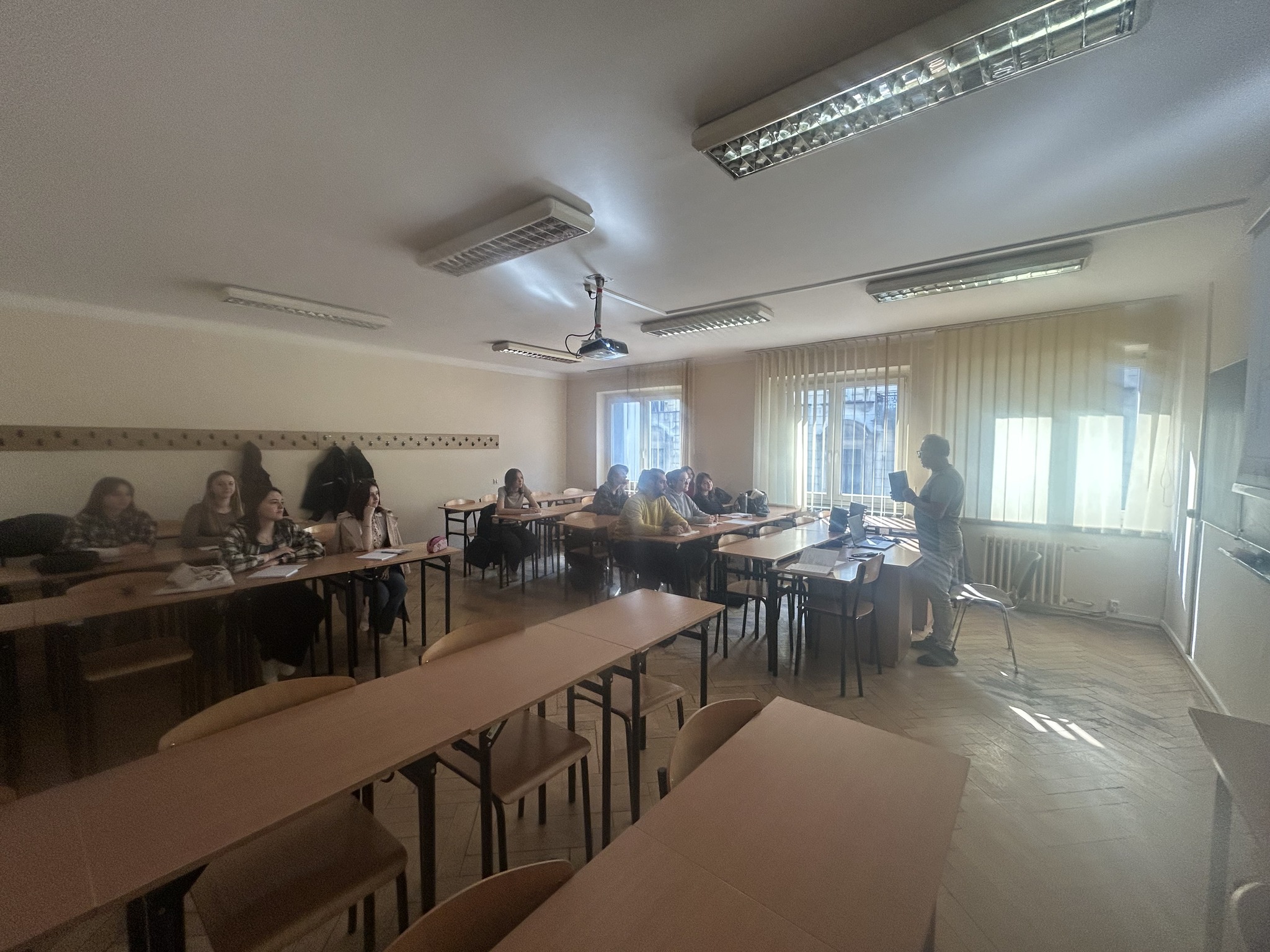 Доки хтось мріє, хтось здобуває