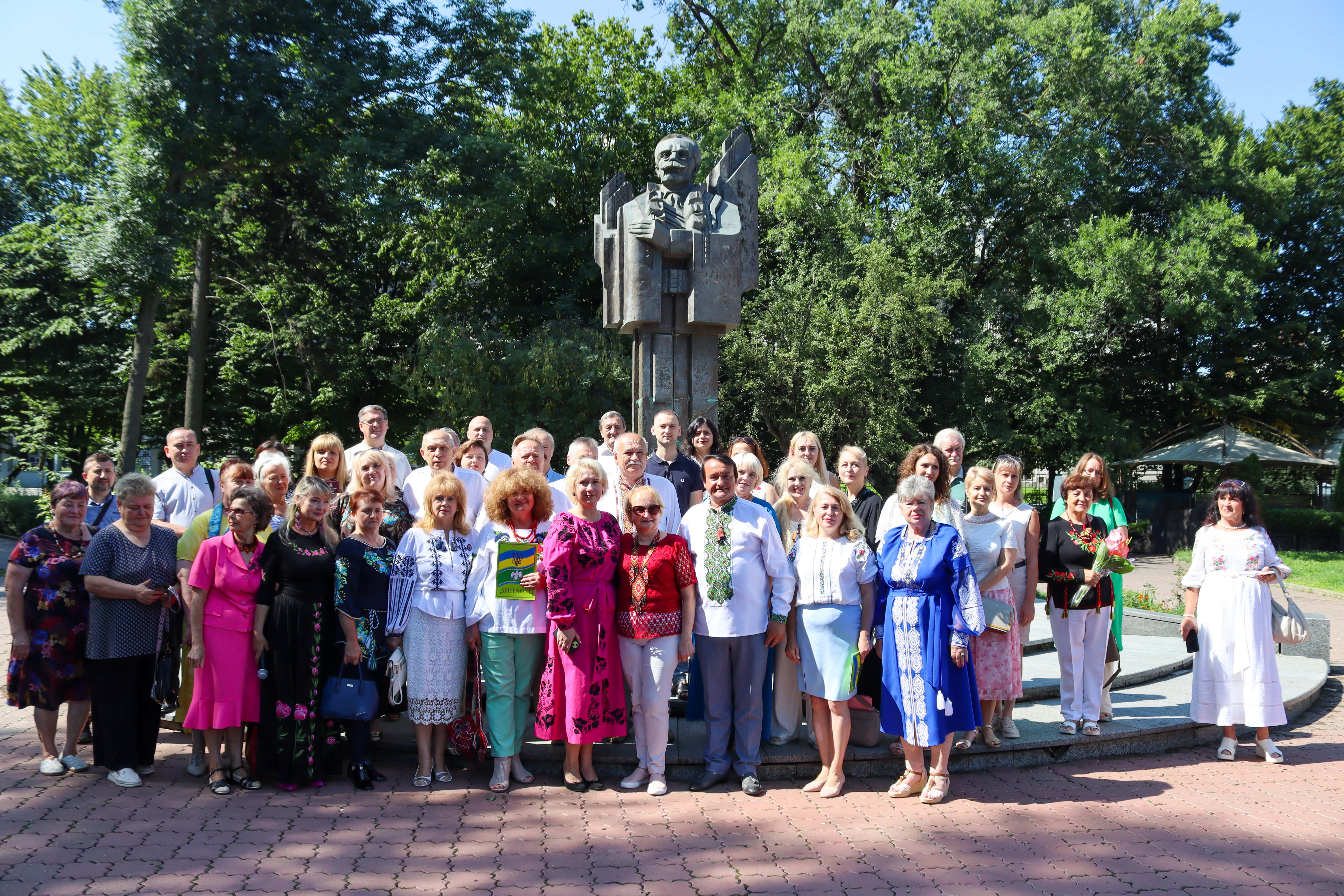 Юрій Федькович - символ духу Буковини: ЧНУ вшанував 191-у річницю з дня народження свого патрона