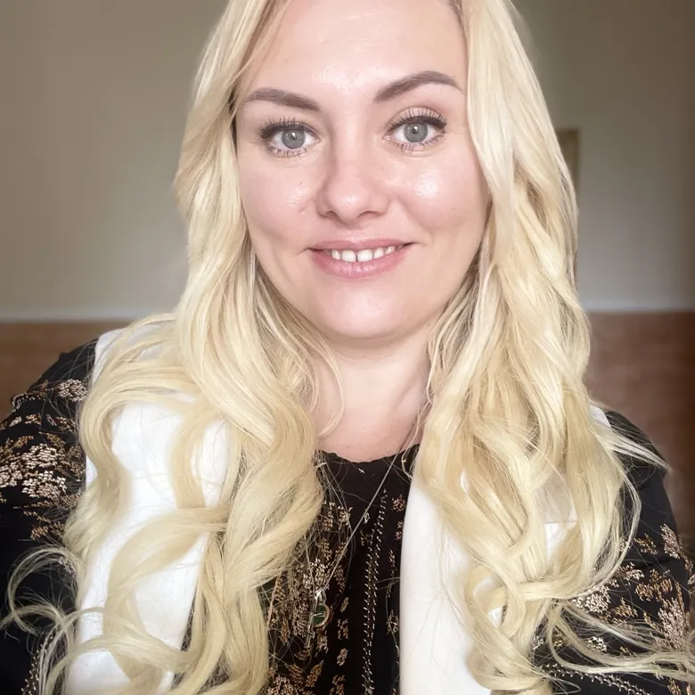 Ярина ТАНЯВСЬКА (y.taniavska@chnu.edu.ua )