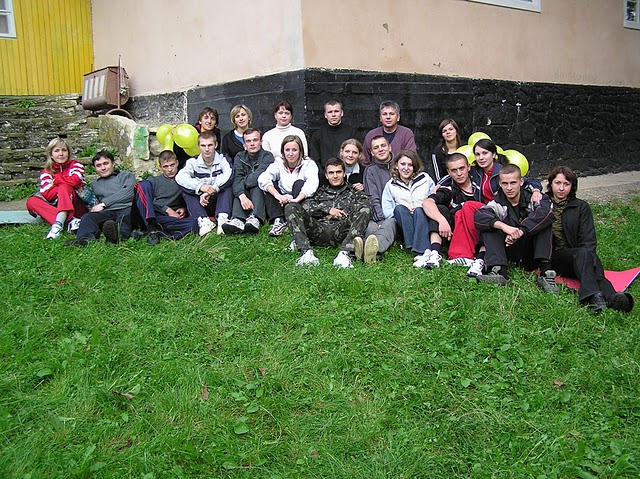 2004