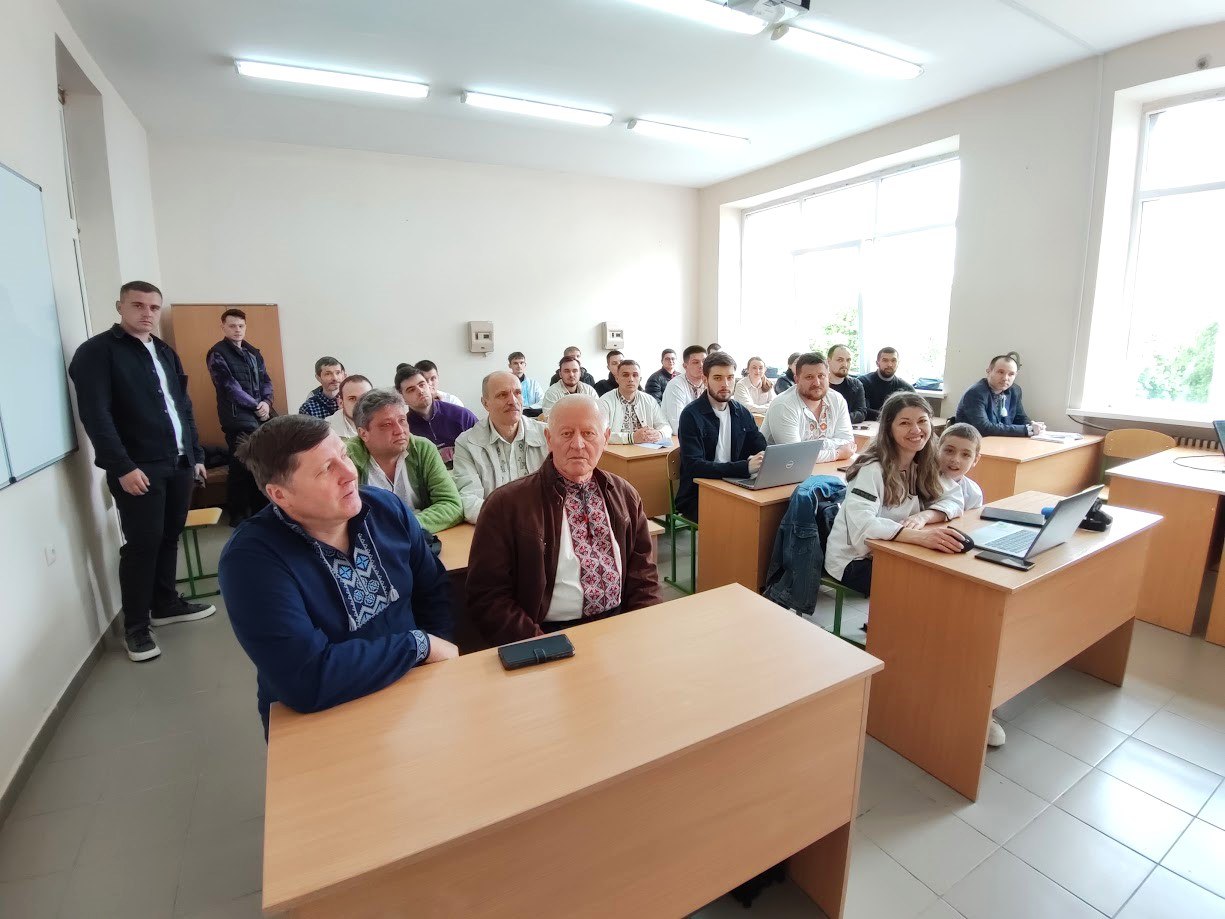 Студентська наукова конференція ЧНУ 15.05.2025