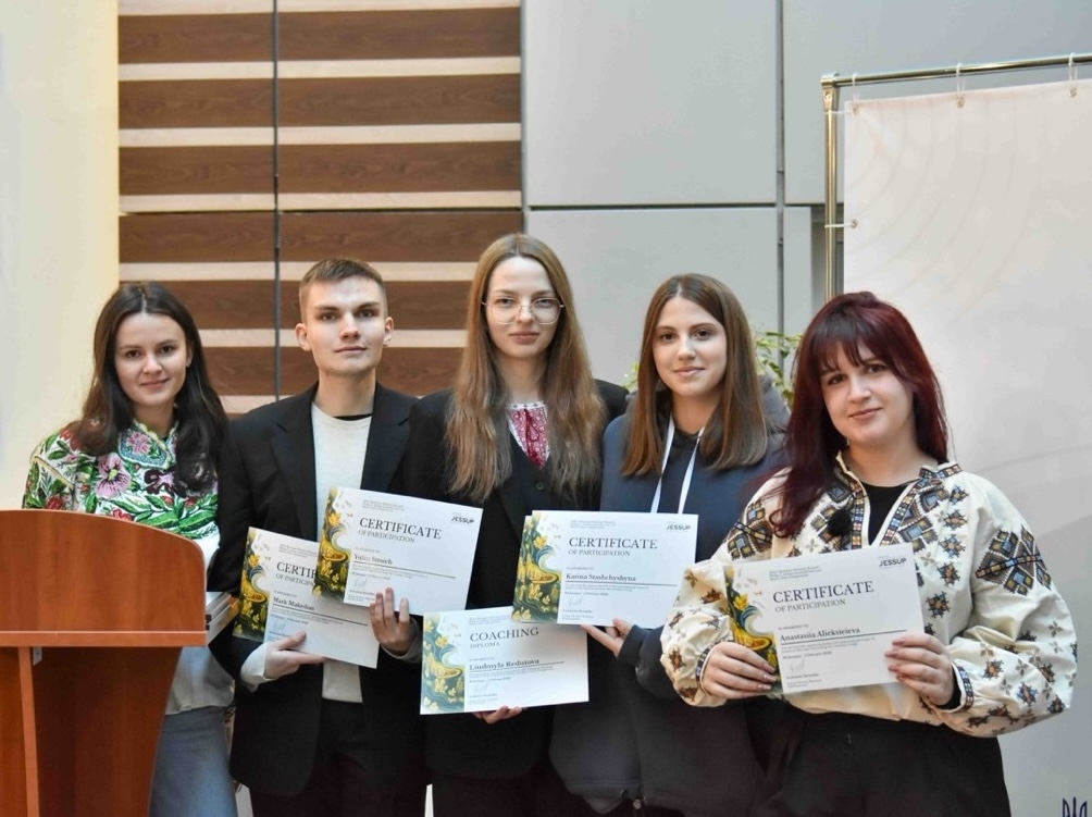 Команда ЧНУ готується до міжнародних раундів Jessup 2026: триває збір коштів на участь