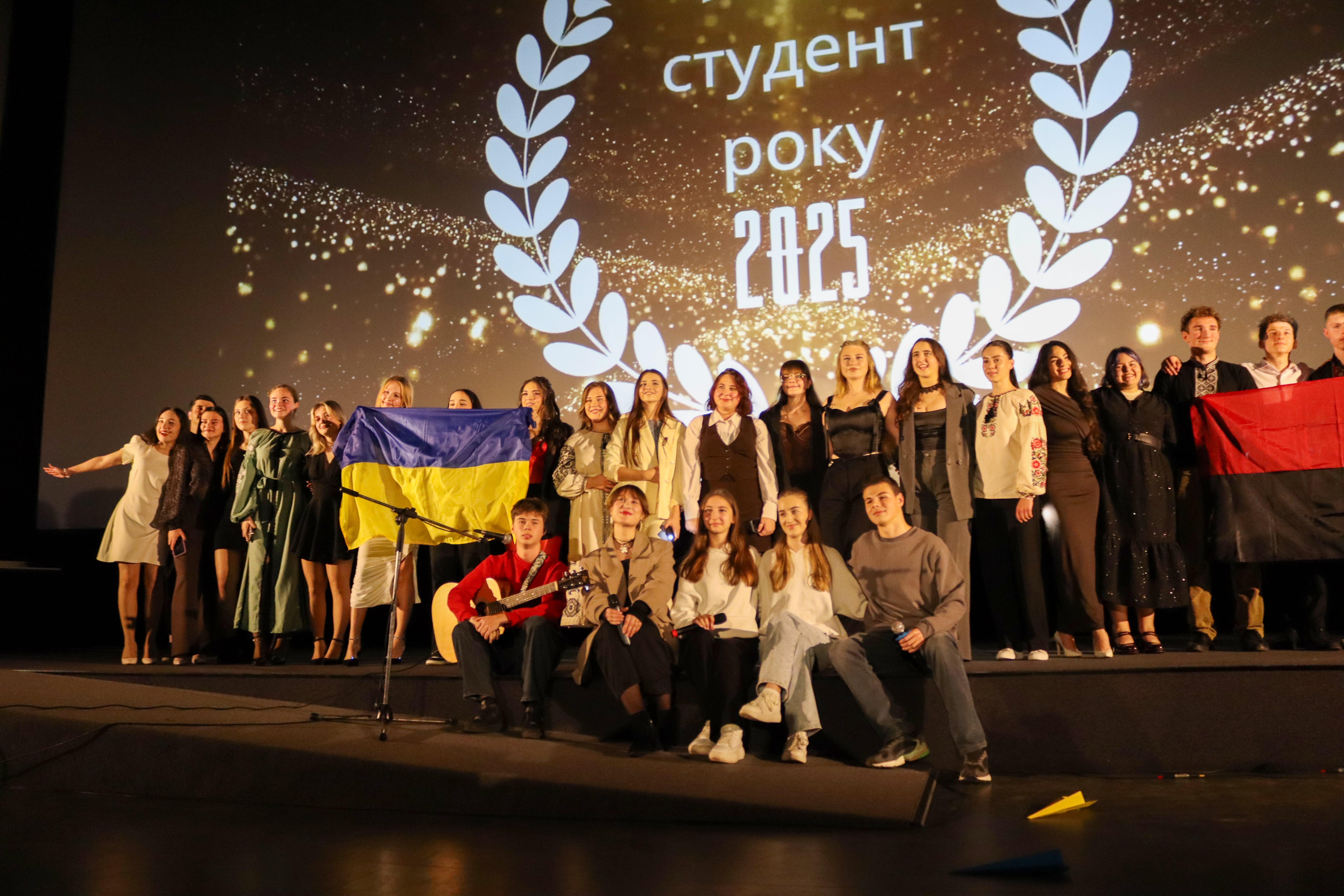 Вручення відзнак Чернівецького міського голови кращим студентам