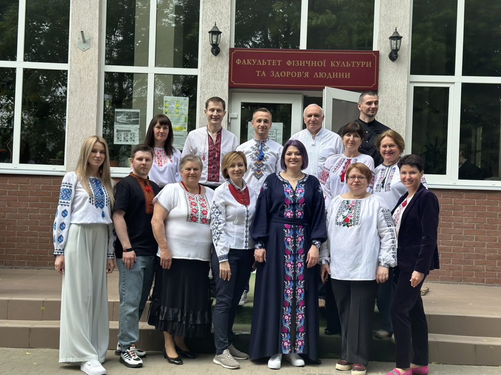 18 травня – Всесвітній день вишиванки!