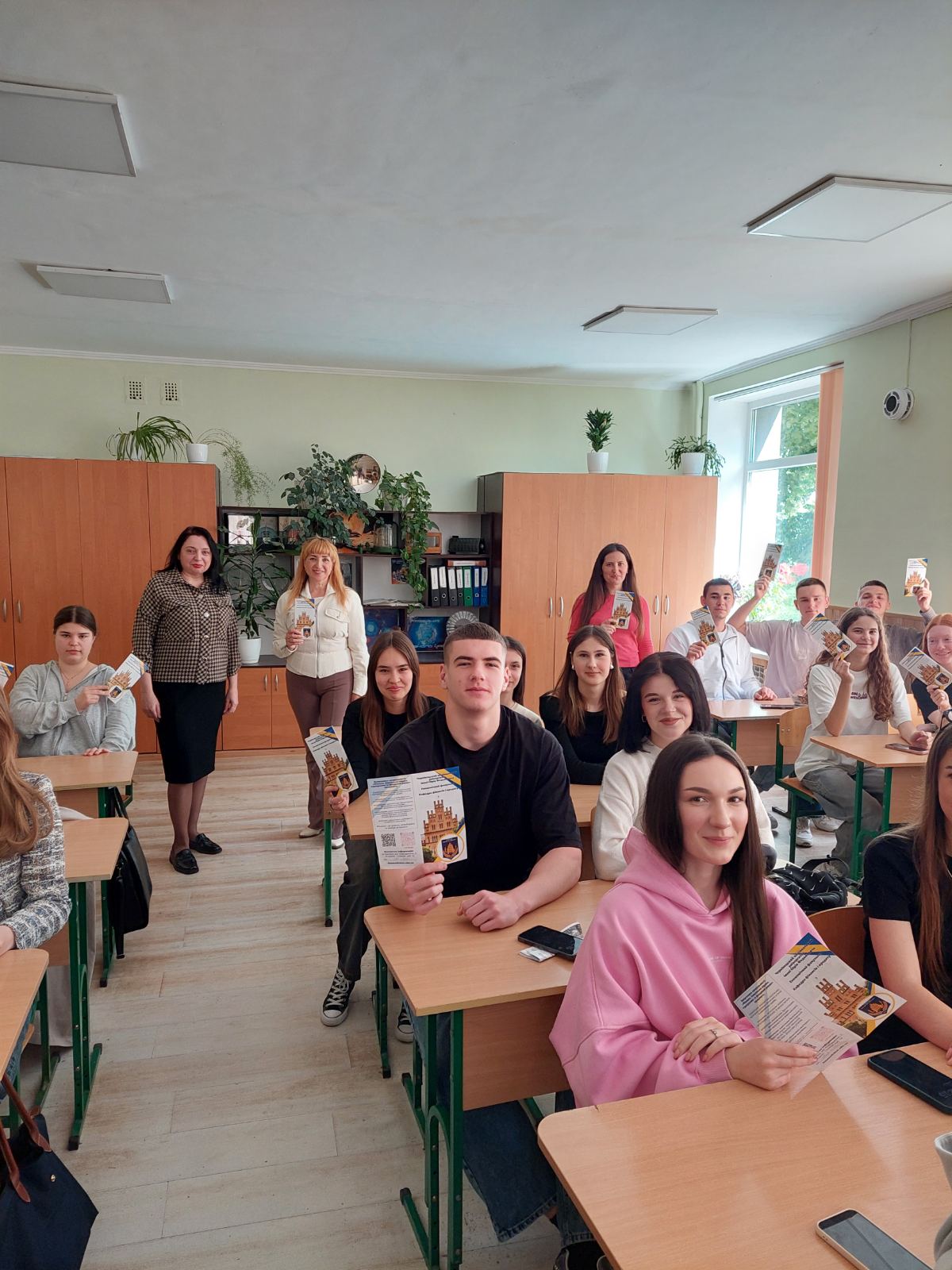 Профорієнтаційна зустріч викладачів кафедри фінансів і кредиту з учнями Чернівецького ліцею №7