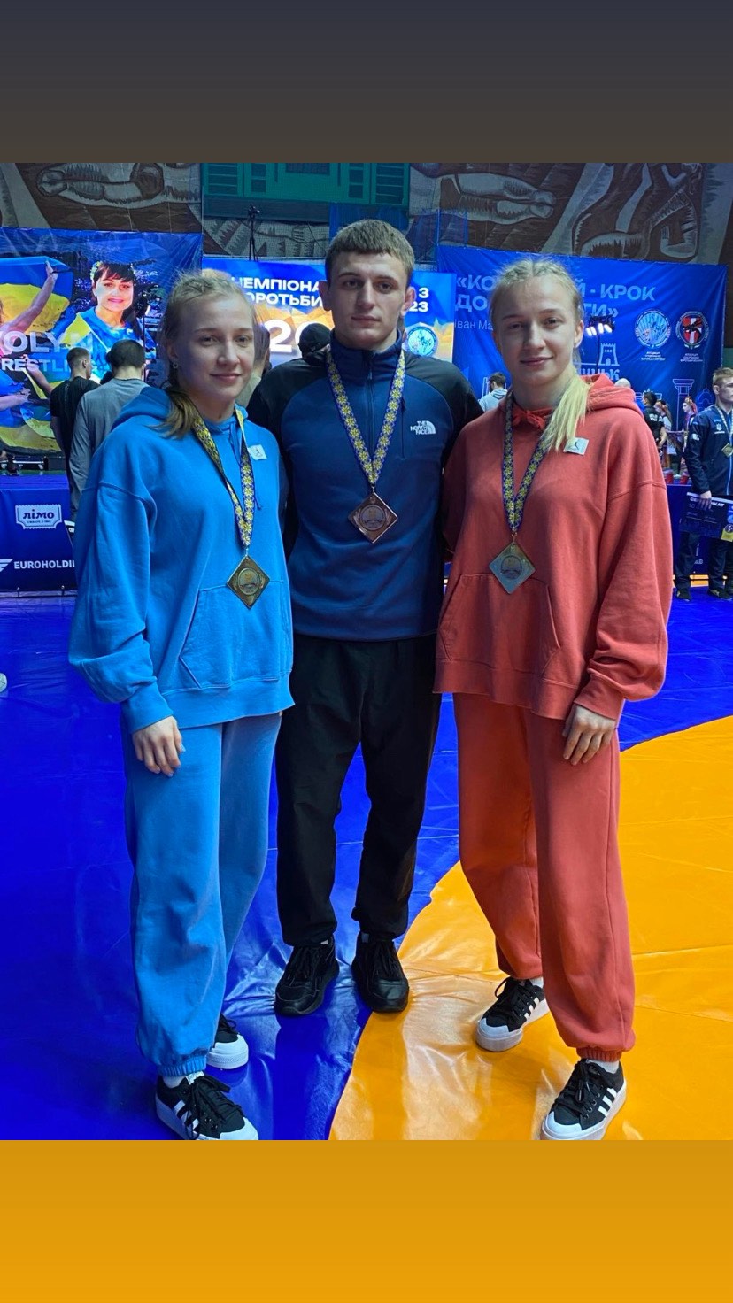 Вітаємо борців вільного стилю!