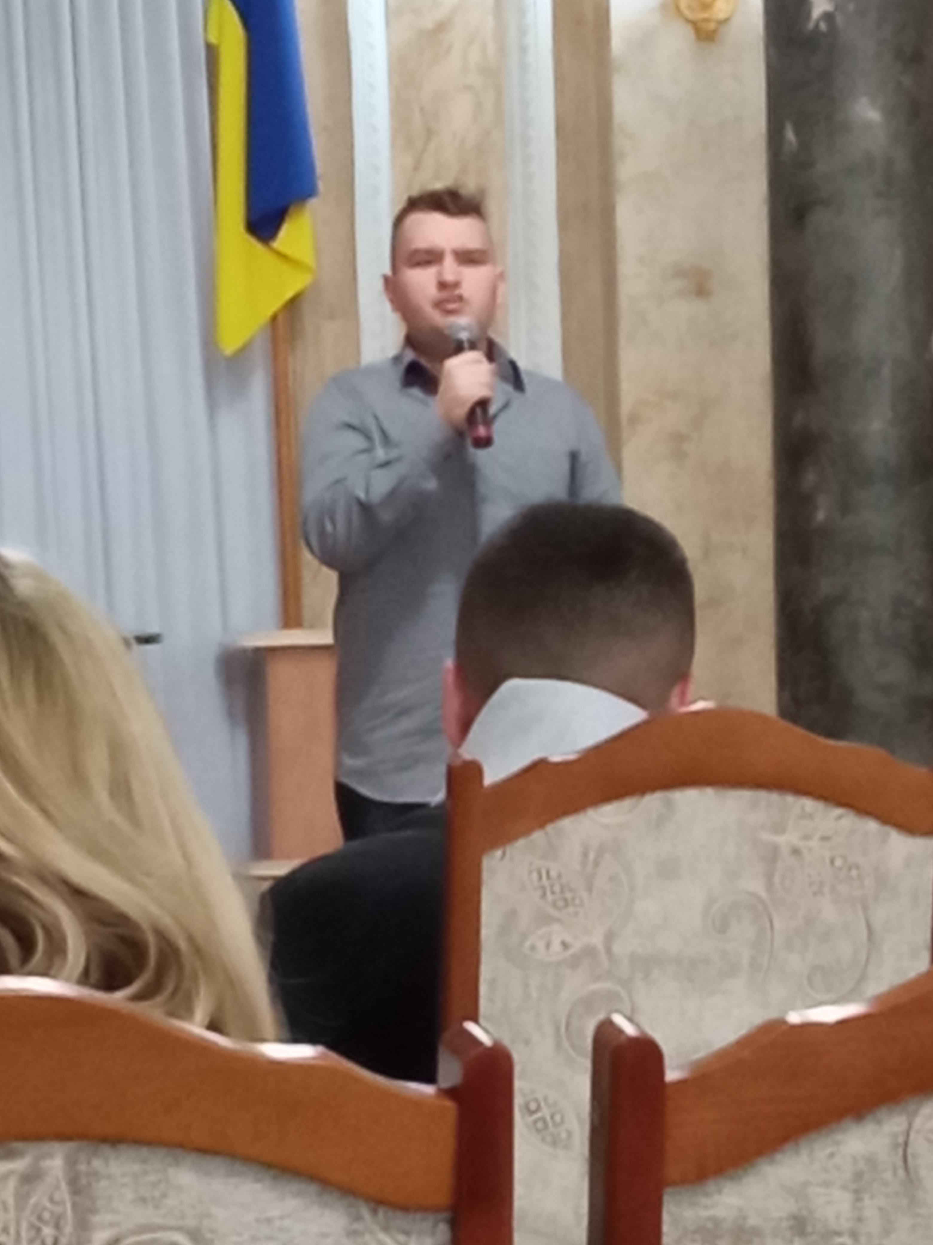 Олег Бадло
