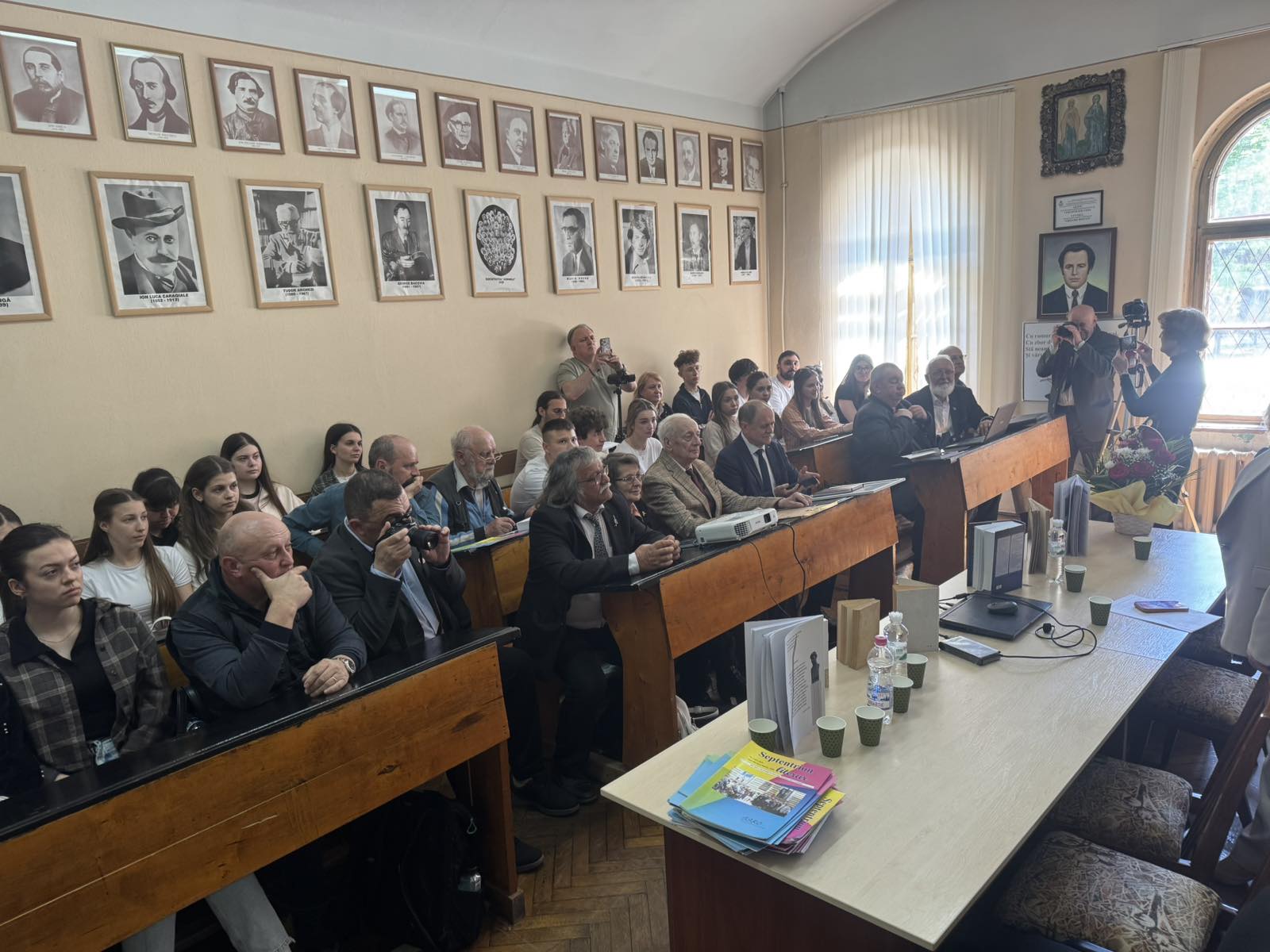 Кафедра румунської та класичної філології