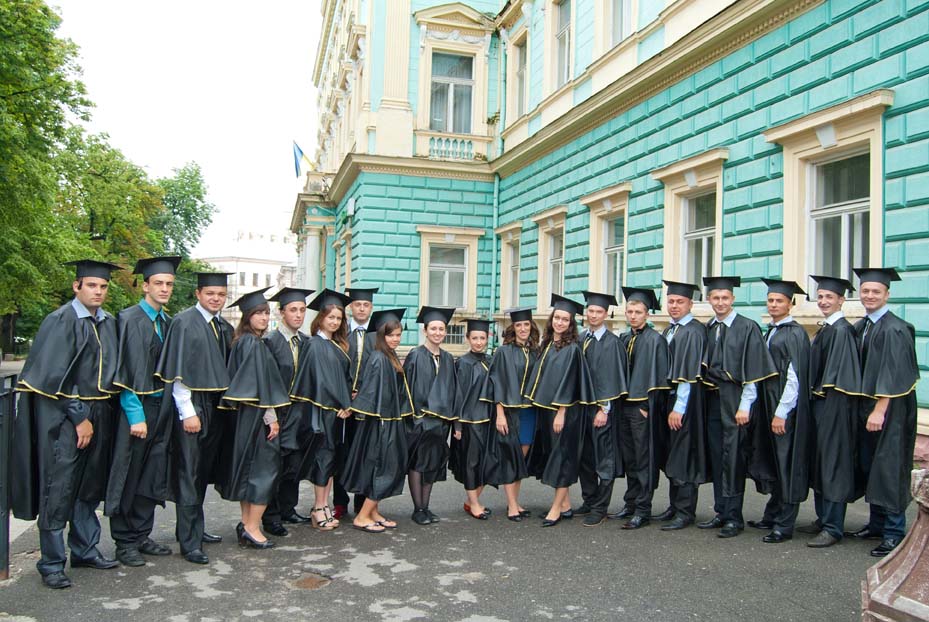 Випуск 2013
