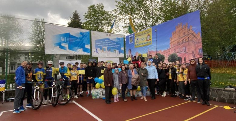 ПАТРІОТИЗМ МАЄ ДВА КОЛЬОРИ благодійно-спортивний захід з мистецтва волейболу-Тризуб