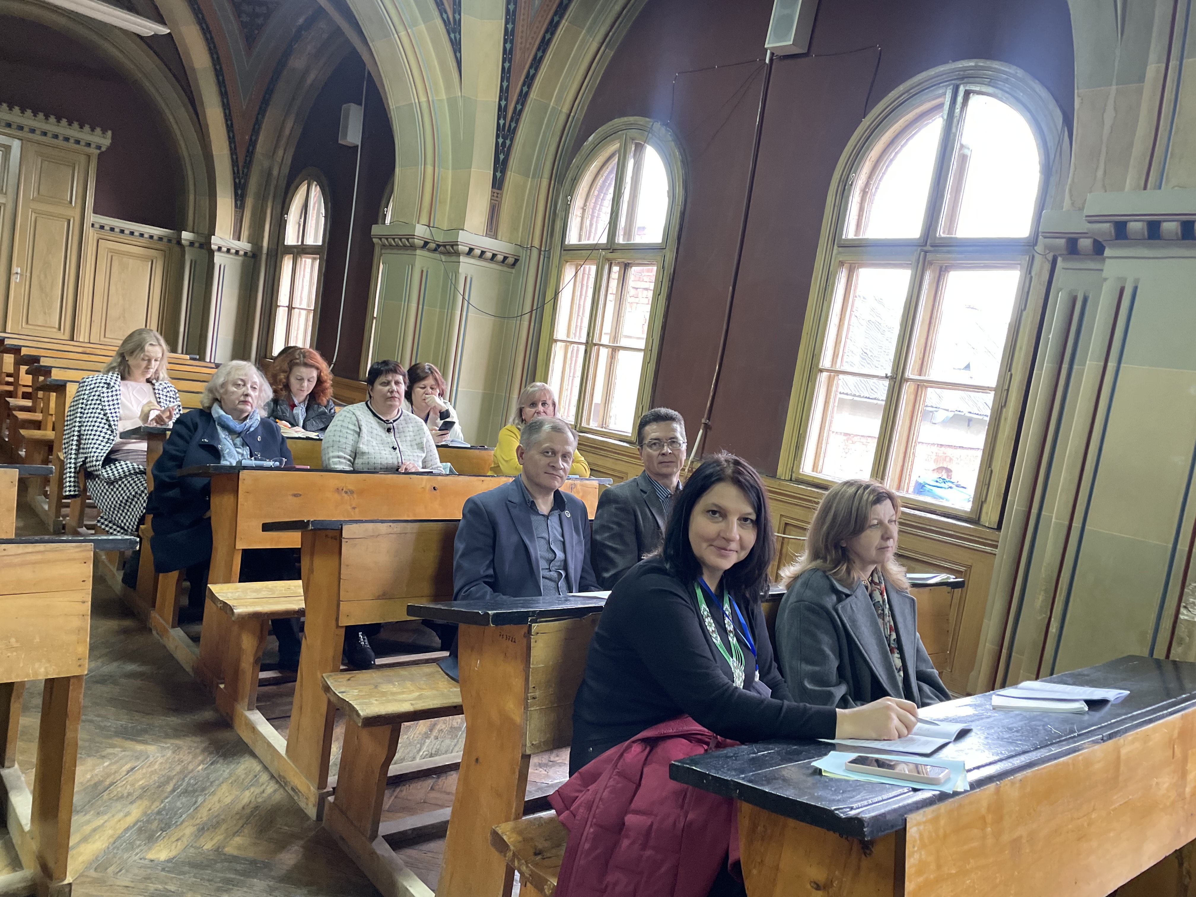 Українські та інослов'янські лінгвістичні студії в історичному аспекті: від витоків до сьогодення