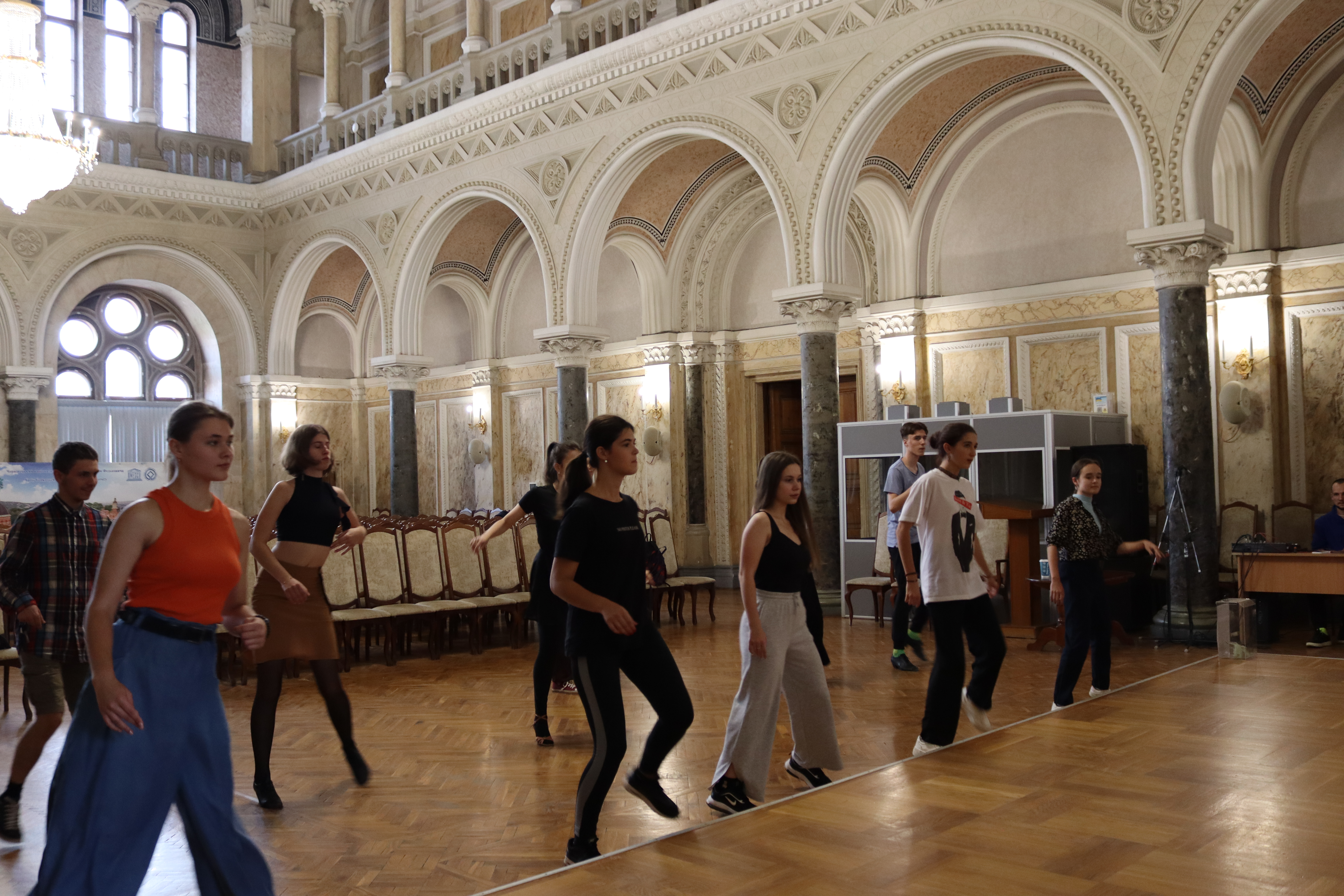 Відбувся благодійний майстер-клас із танцю Джайв