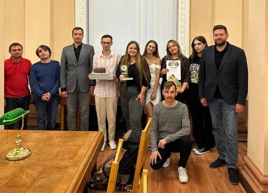 І знову - інтелектуально перші