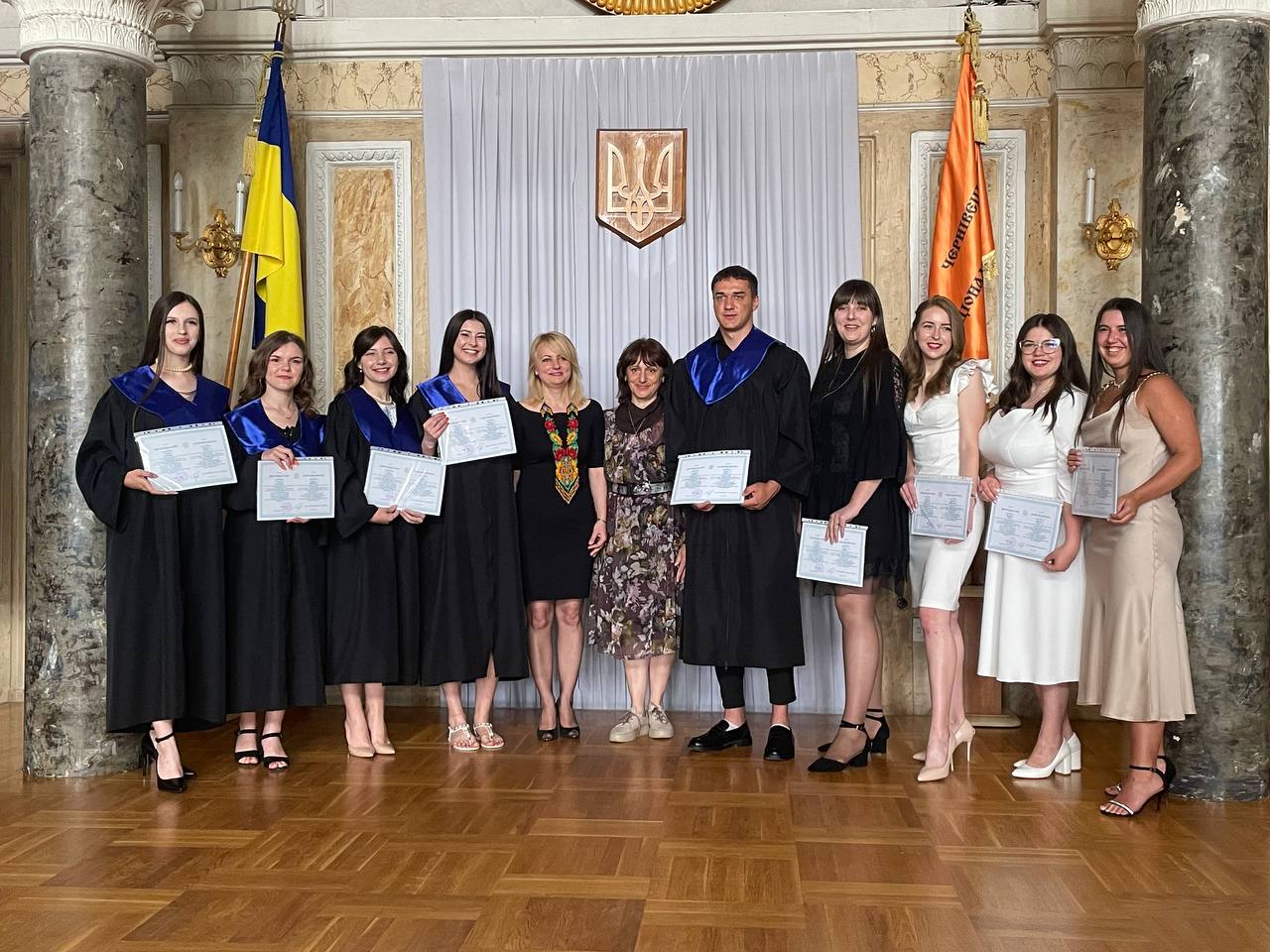 Випускники