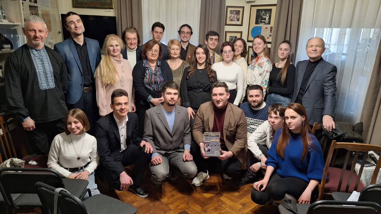 У Чернівцях відбувся квартирник «Невмирущий Івасюк»