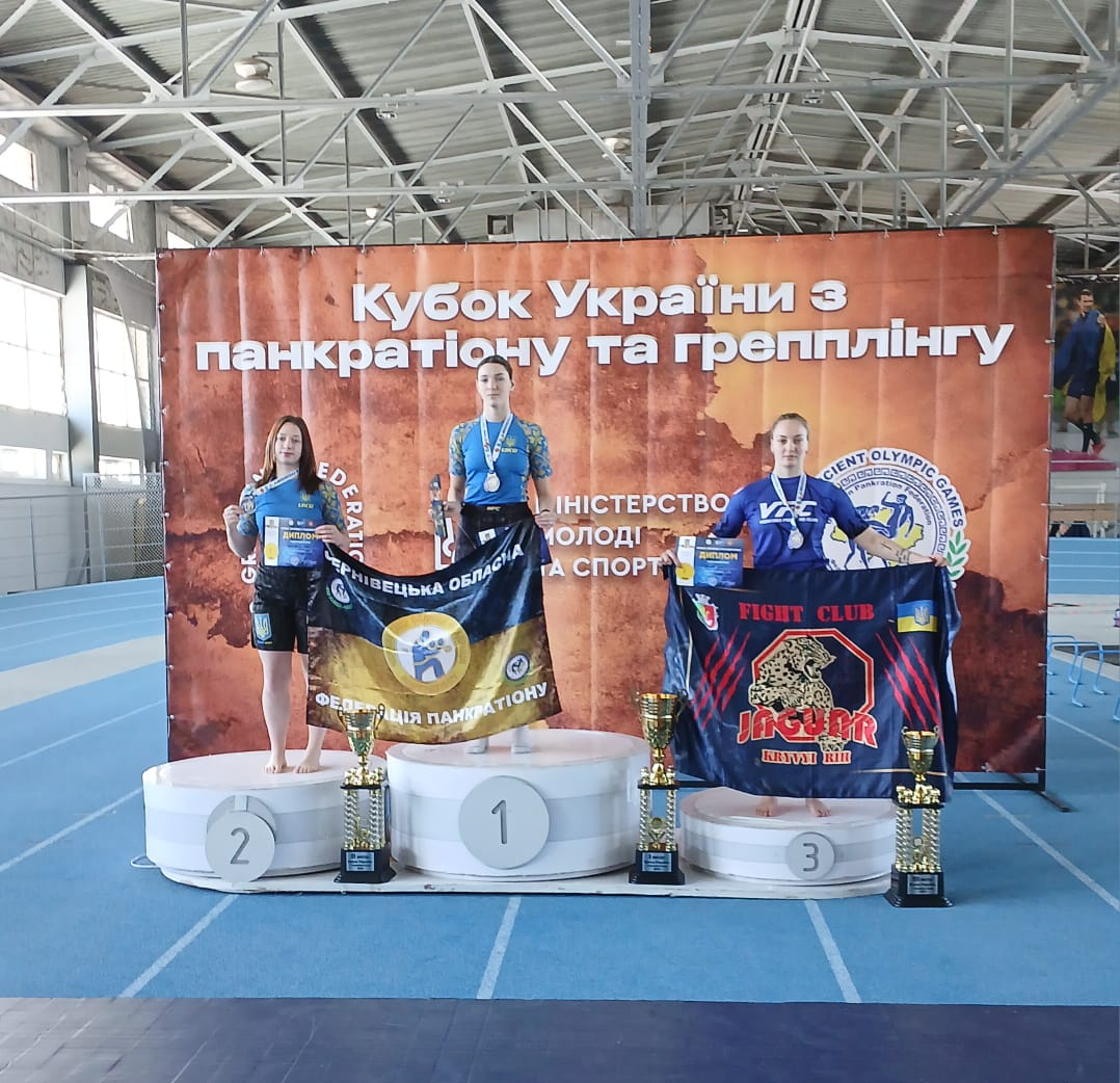 Вітаємо з вагомими спортивними досягненнями Юлію Мельничук!