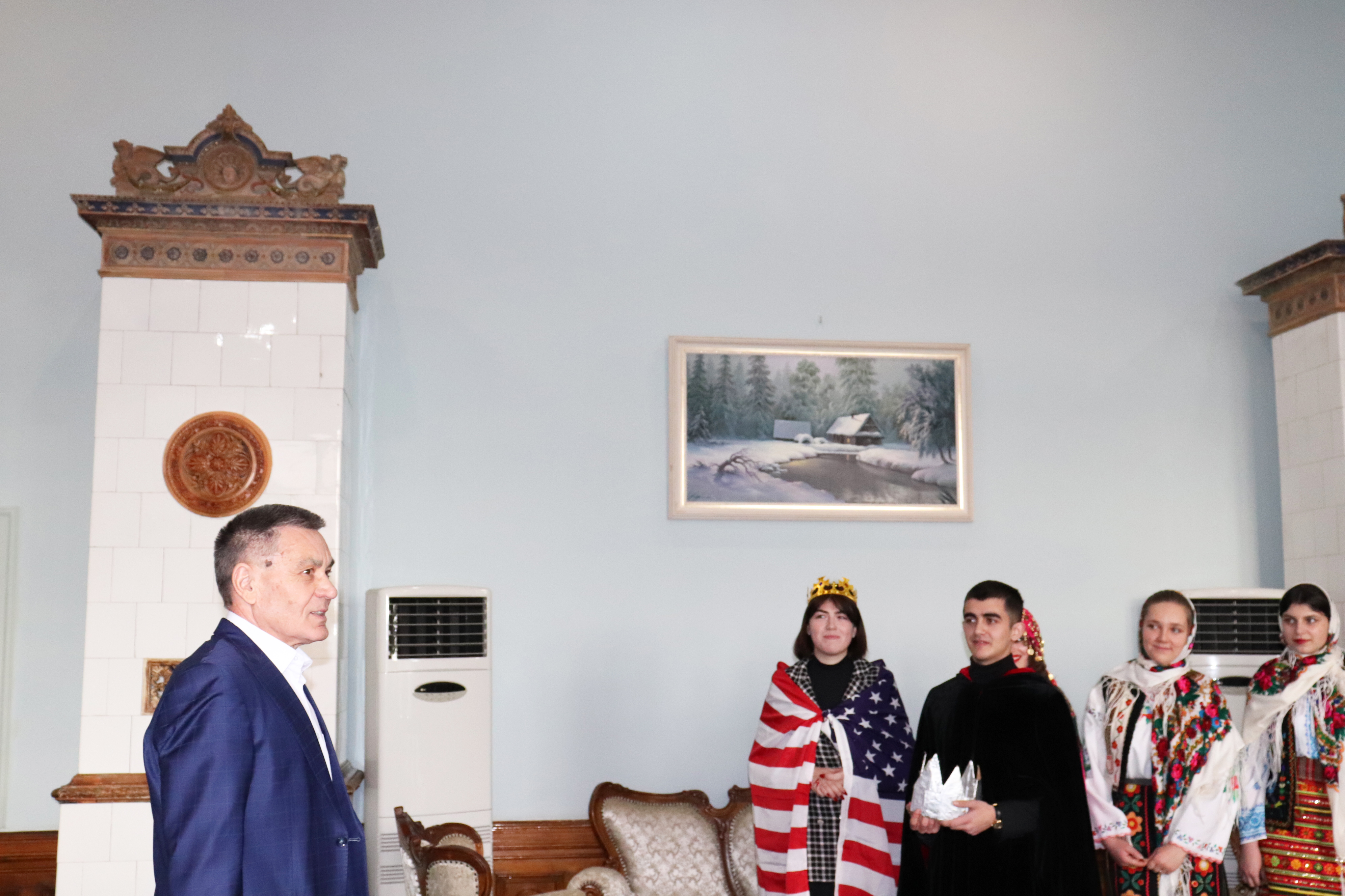 Університет колядує