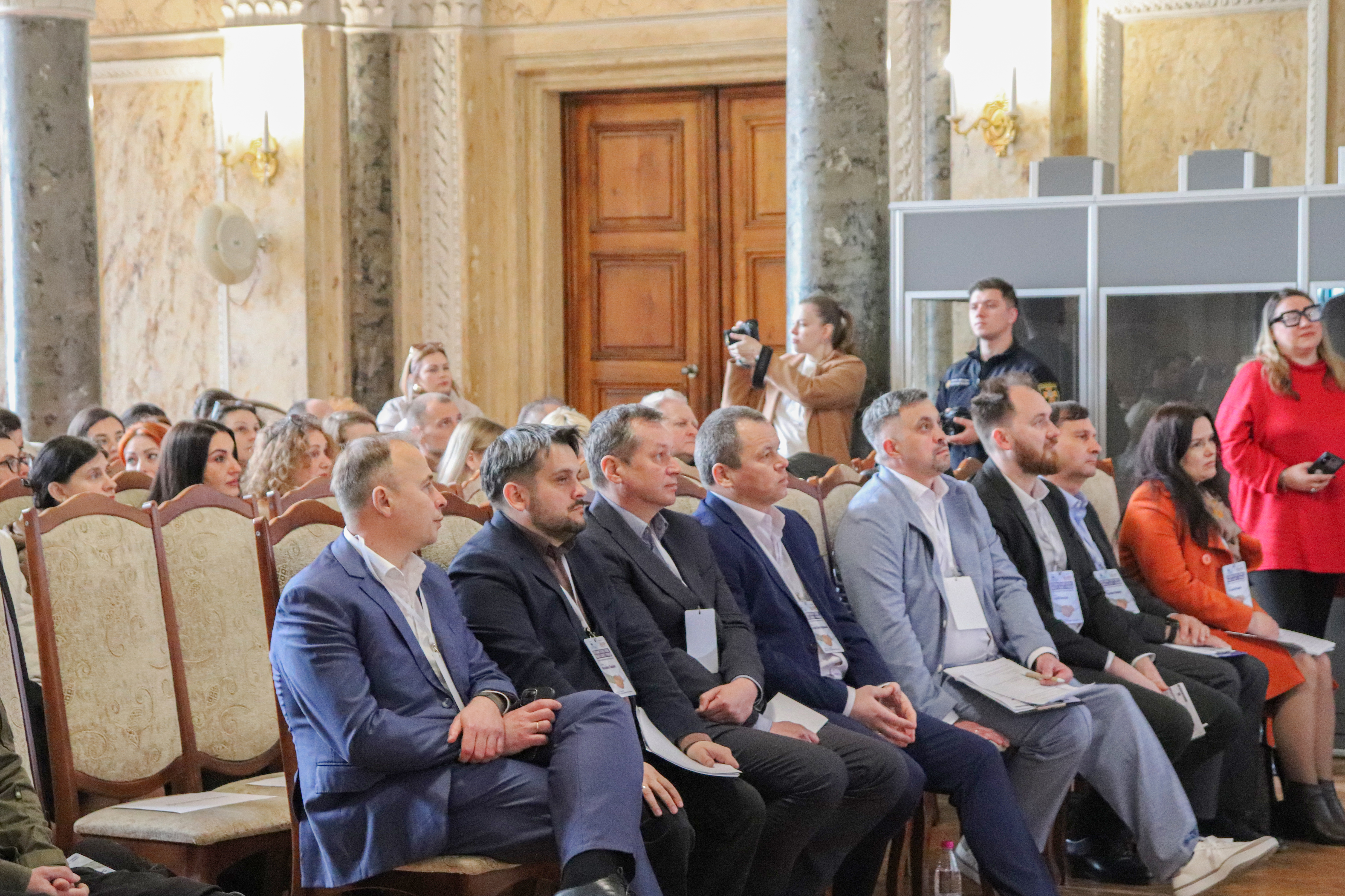 У Чернівцях відбувся Veterans Future Forum: про економічну інтеграцію ветеранів і розвиток підприємництва