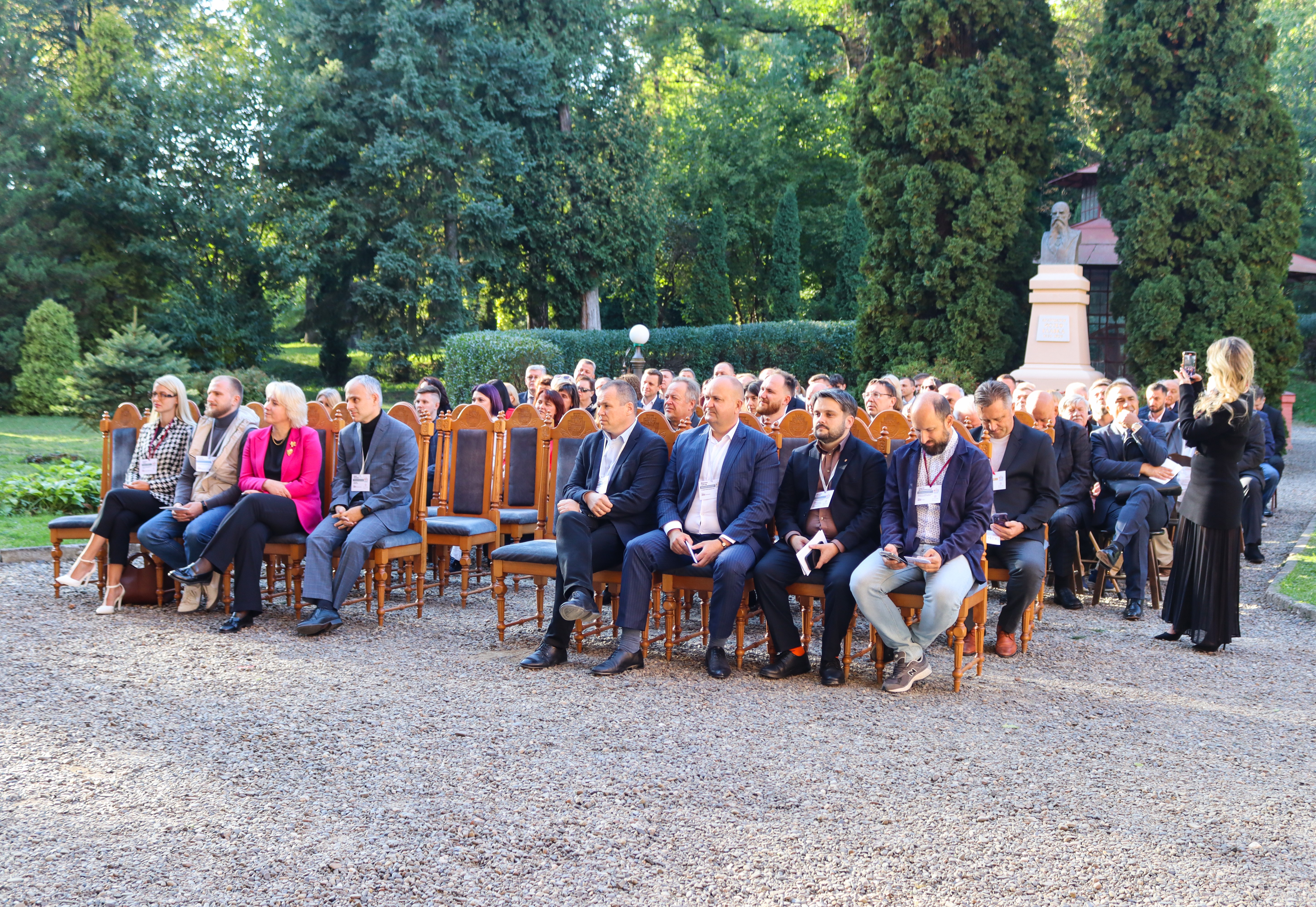 Alumni Connect: відбувся перший вечірній бранч випускників Чернівецького національного університету імені Юрія Федьковича