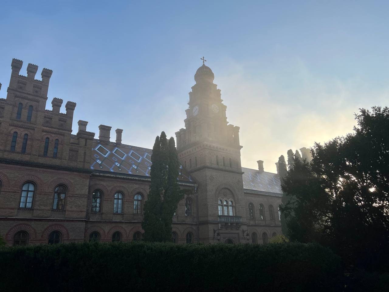 Запрошуємо на Міжнародний круглий стіл