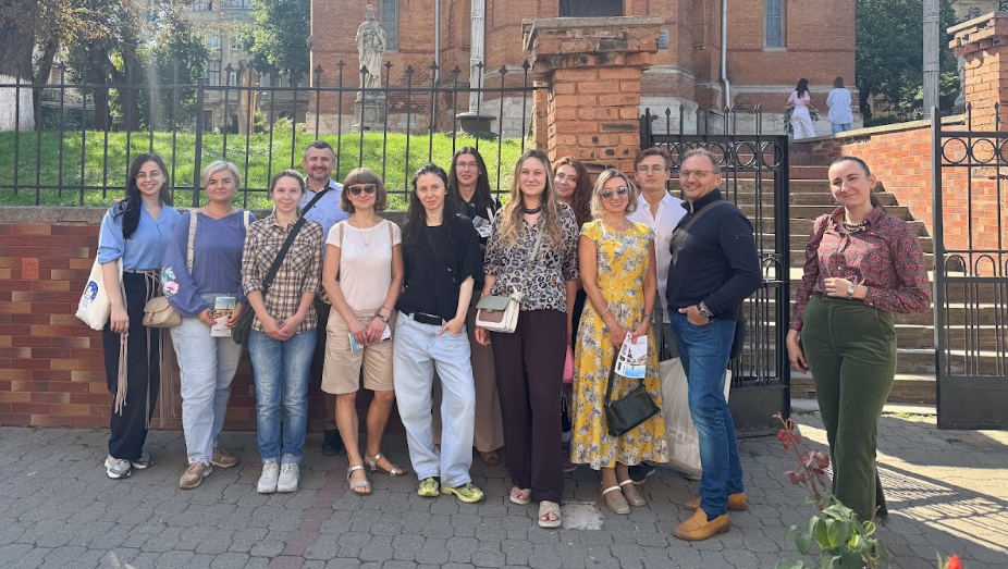 Викладачі кафедри журналістики ЧНУ провели екскурсію історією друкованого слова у Чернівцях