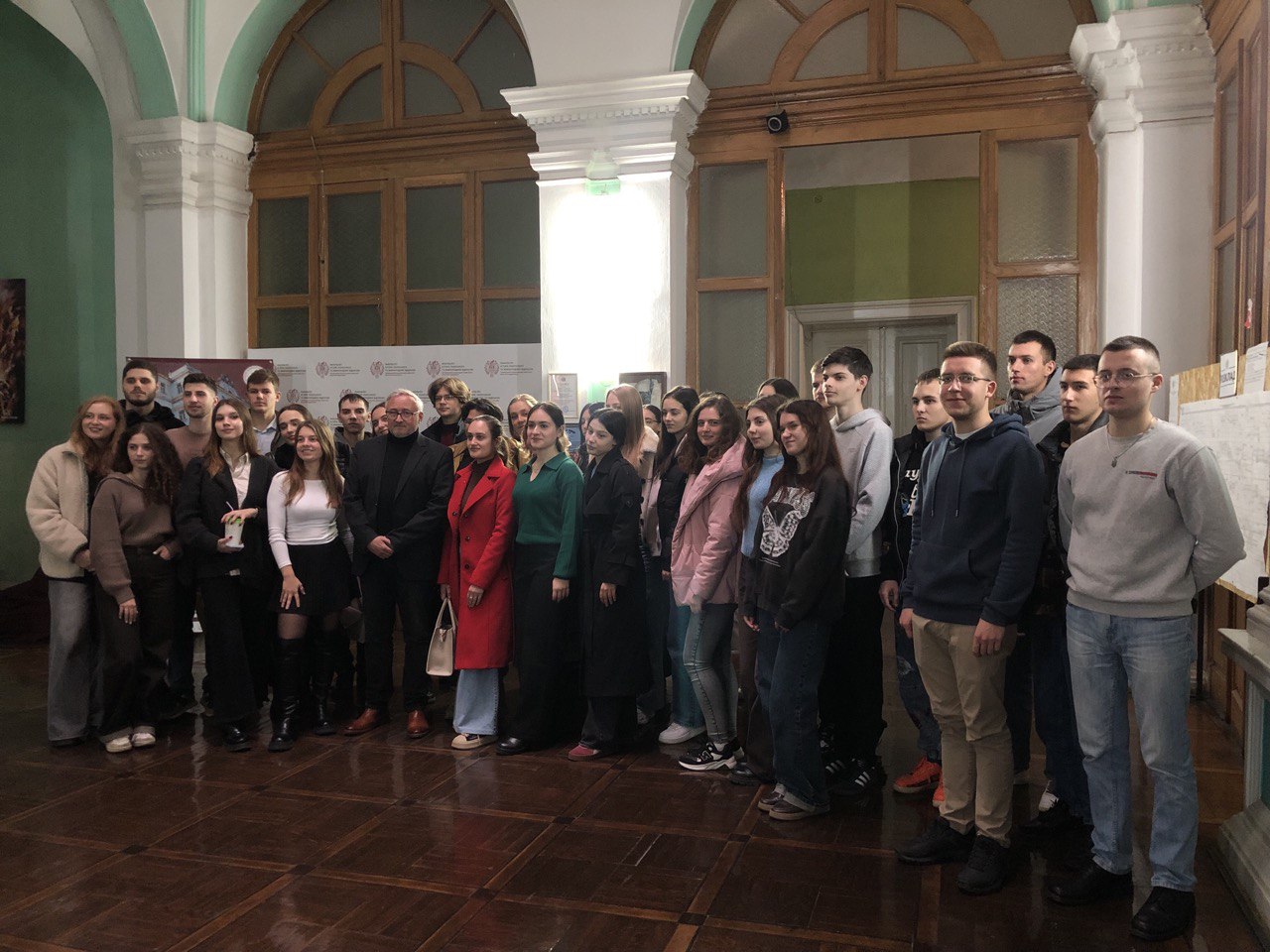 лекція професора Тобіаса Аранда про митців, історію та публічну дипломатію