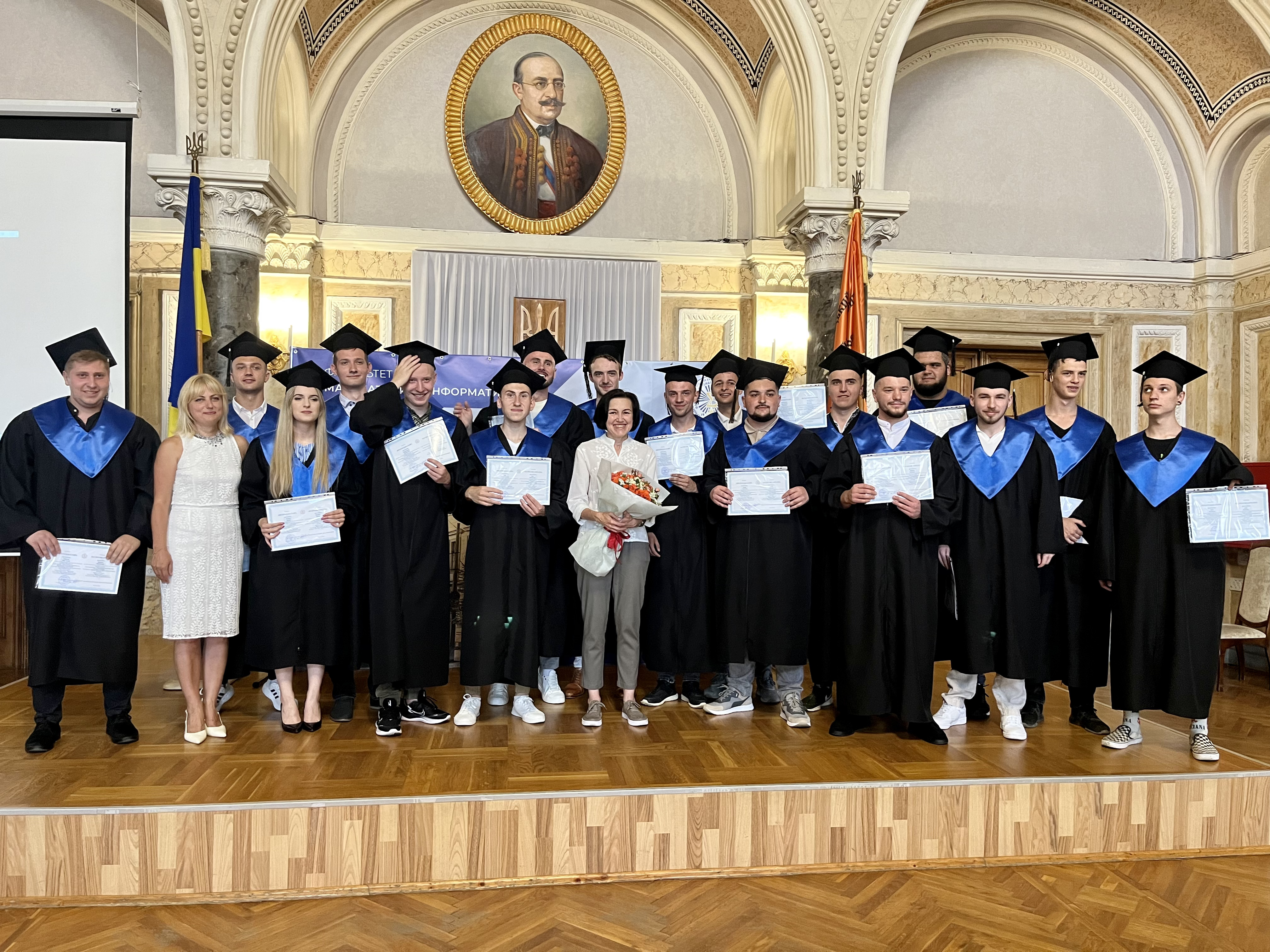 Бакалаври спеціальності "Прикладна математика"