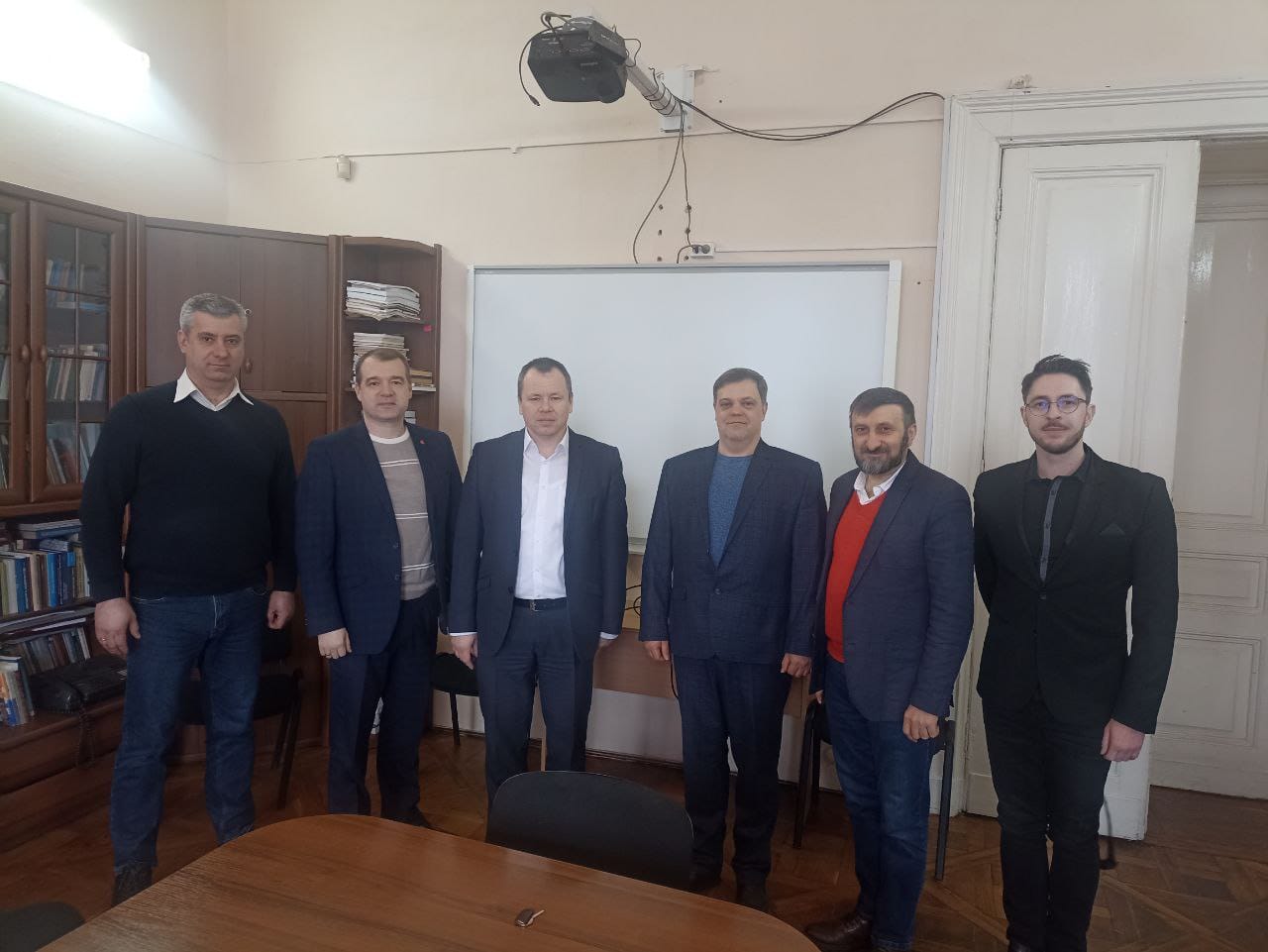 Зустріч ректора з представниками Ресурсної студії ТОВ «ІМТЕКС ГРУП» (м. Київ) та Буковинського центру реконструкції і розвитку