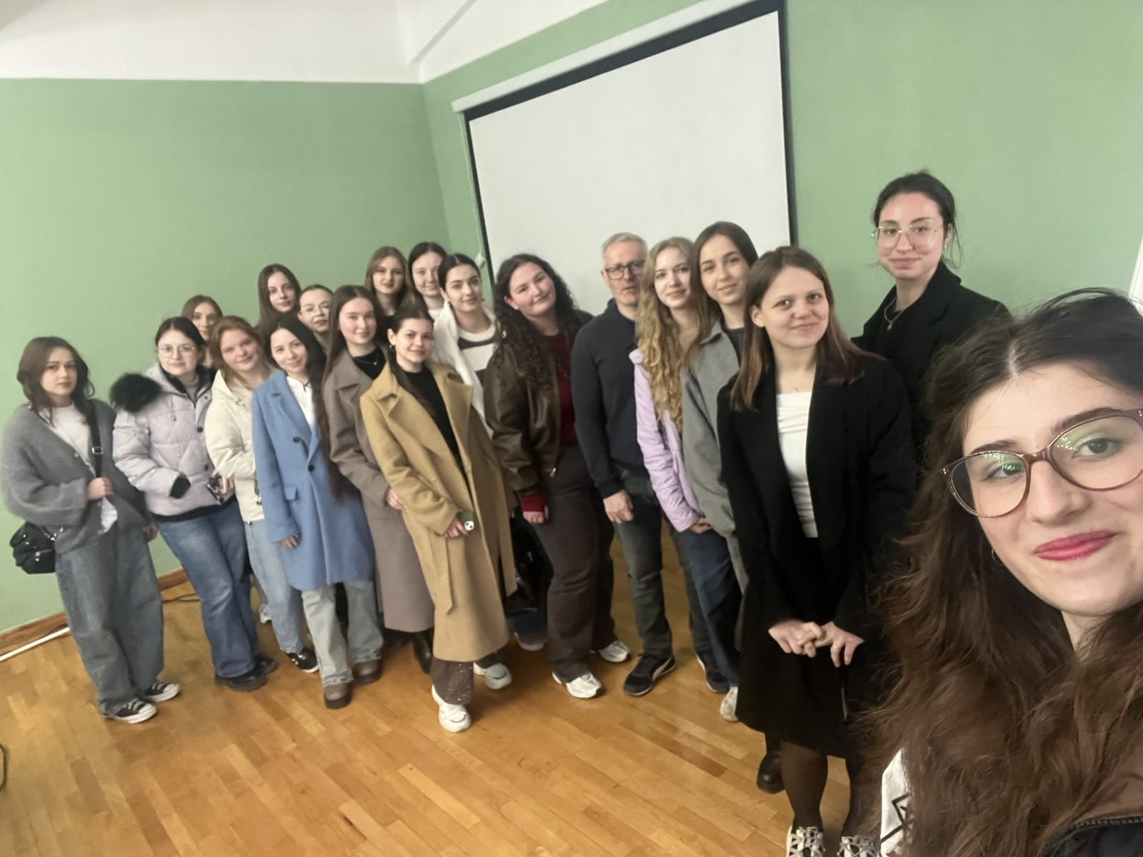 Зустріч із паном Паскалем Гарньє: подорож у культуру та історію Франції