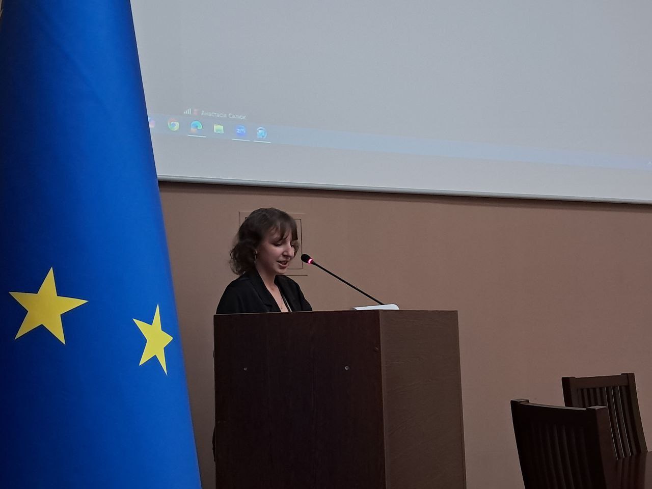 Упродовж 1 - 2 травня студентка студентка 1-го курсу ФІПМВ спеціальності  спеціальність «291 Міжнародні відносини, суспільні комунікації та регіональні студії» Попова Олена взяла участь в Всеукраїнському форумі Наукових товариств та ІІ Міжнародній студентсько-аспірантській науково-практичній конференції «Сучасні тренди в науці: міждисциплінарний підхід», які проходили на базі Львівського національного університету імені Івана Франка. 