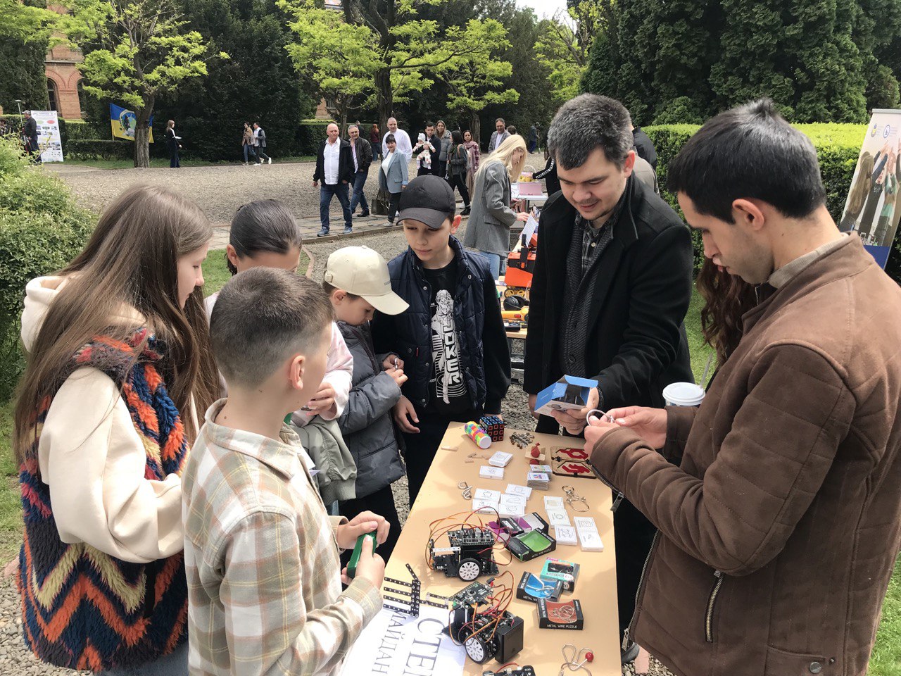 Факультет математики та інформатики на Наукових пікніках