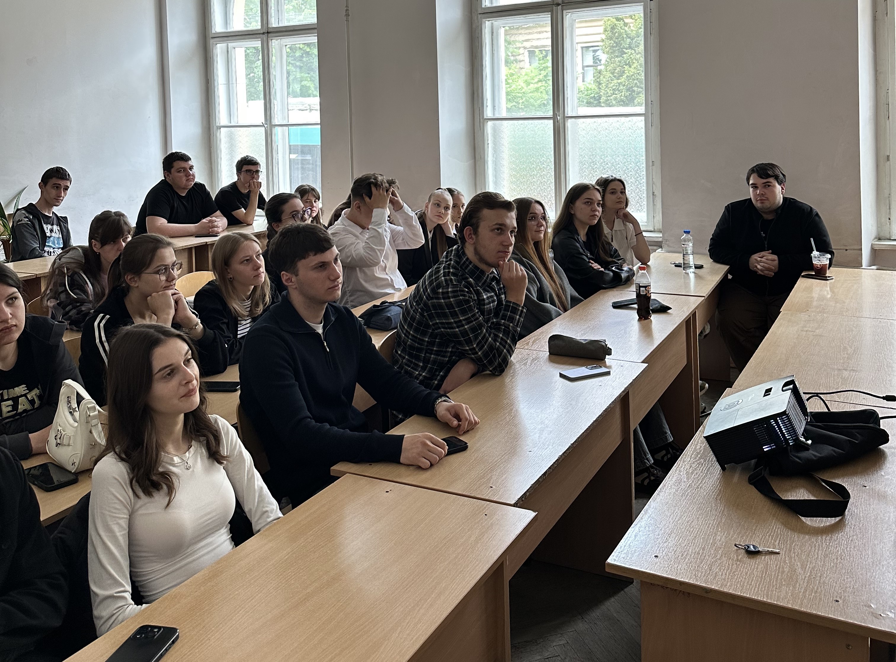 "Безбар’єрна комунікація"