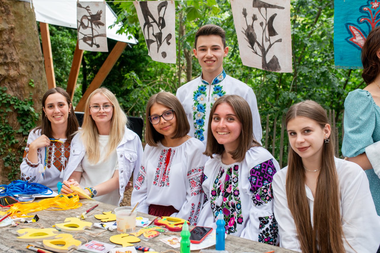 Світлина 10: Майстер-клас з розпису Яворівської забавки 
