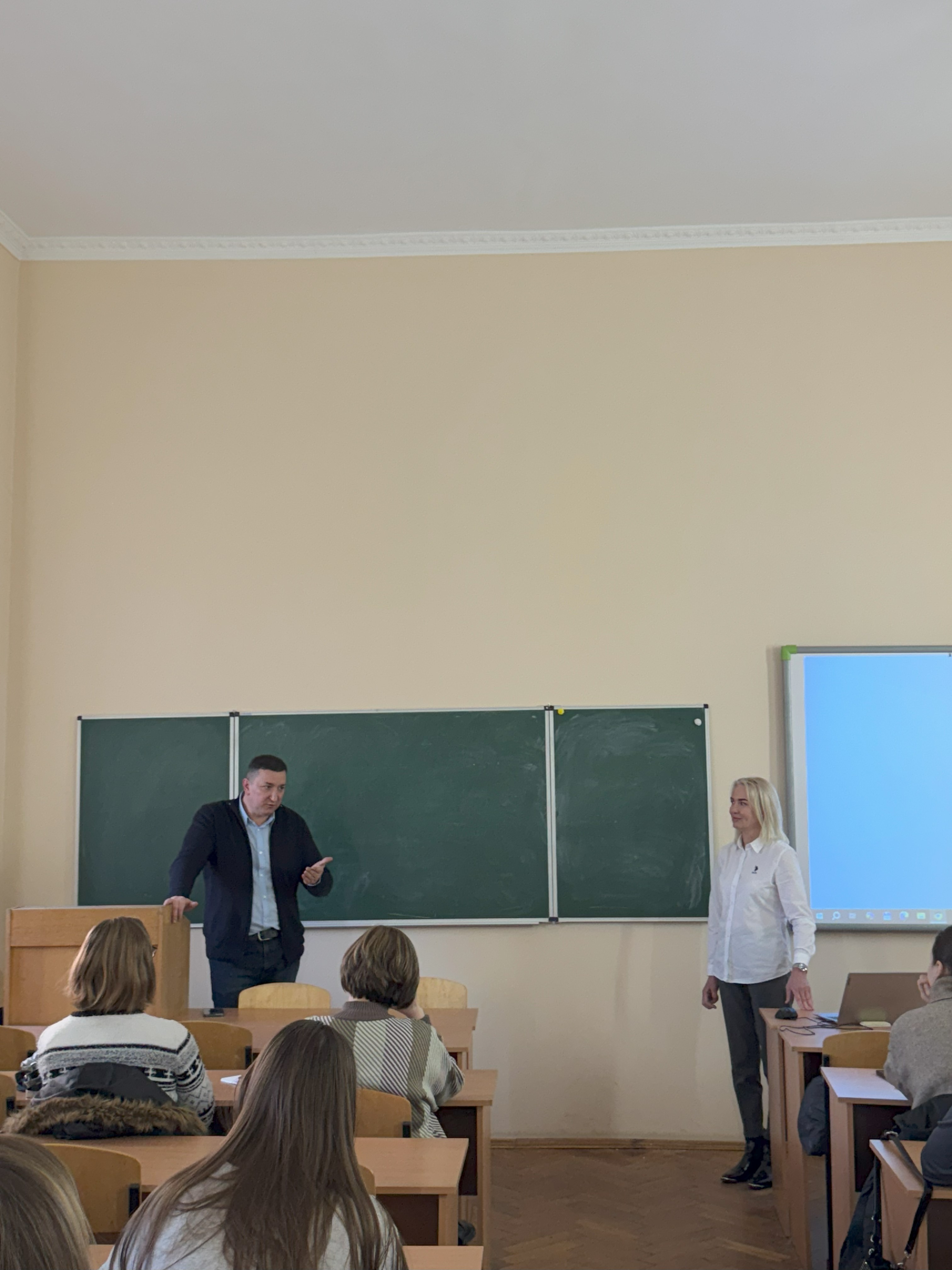 Навчання, що змінює життя: шлях до бізнесу з нуля