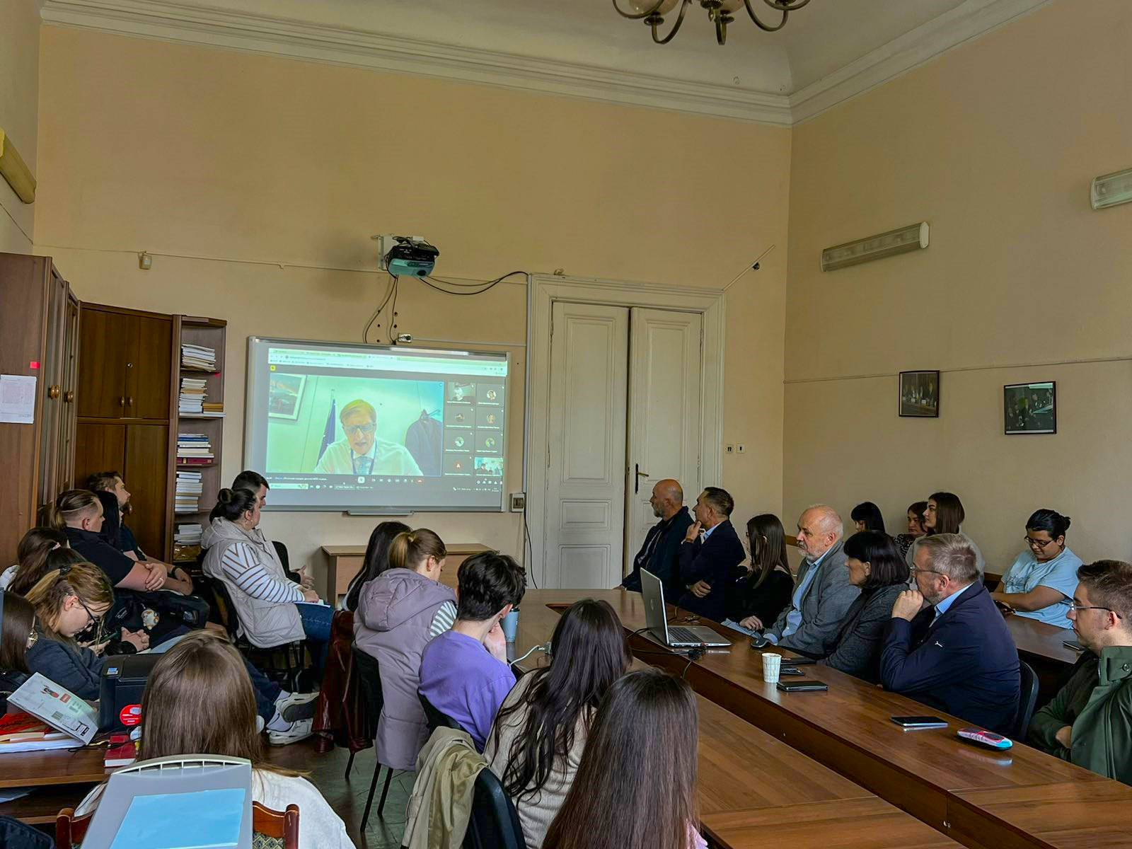 Відбулася відкрита лекція Петра Лунака «Поточний порядок денний НАТО та рішення Вашингтонського саміту»