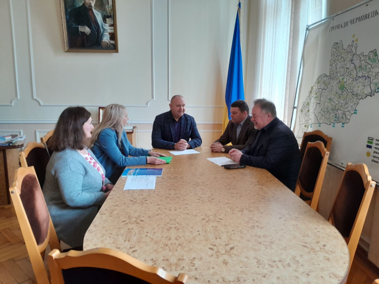 Робоча зустріч гарантів освітніх програм “Менеджмент туристичної індустрії” з керівництвом Чернівецької обласної військової адміністрації та Чернівецької обласної ради