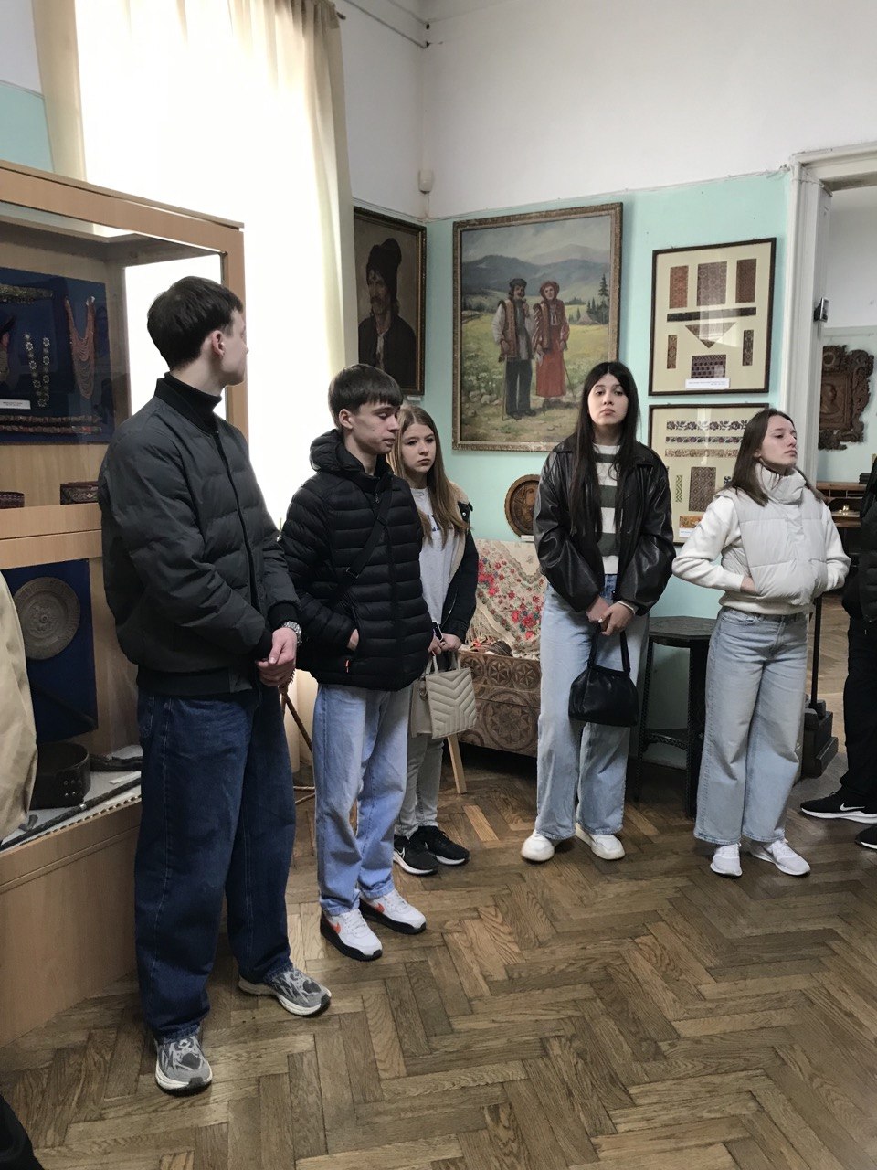 Чернівці як бізнес-кейс: першокурсники досліджували інфраструктуру міста крізь призму сучасного маркетингу