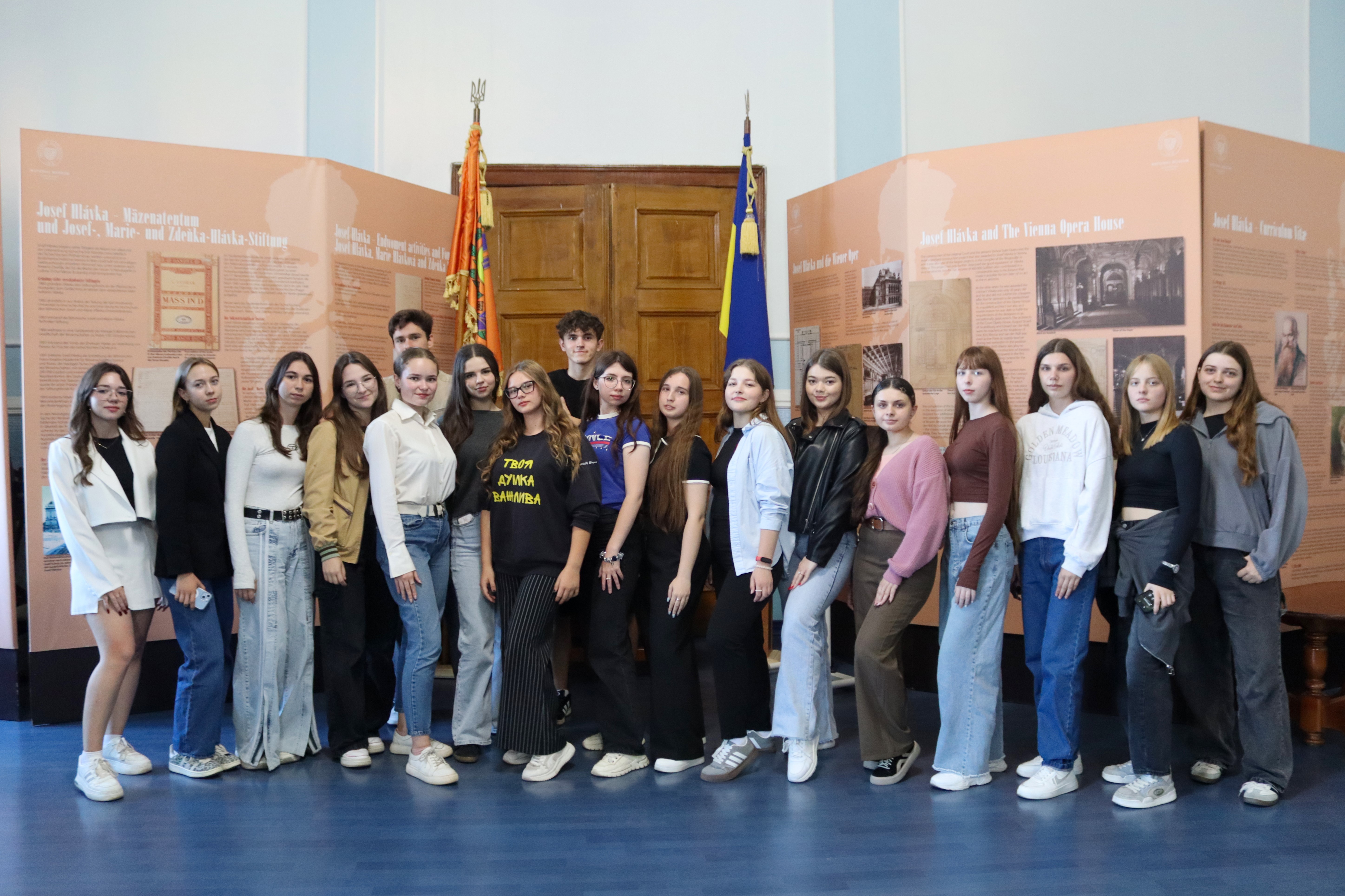 Старт навчань нових команд інформагентів та амбасадорів ЧНУ