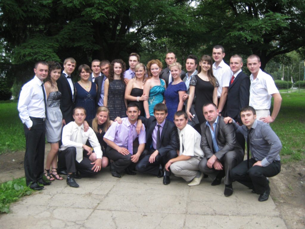 Випуск 2010