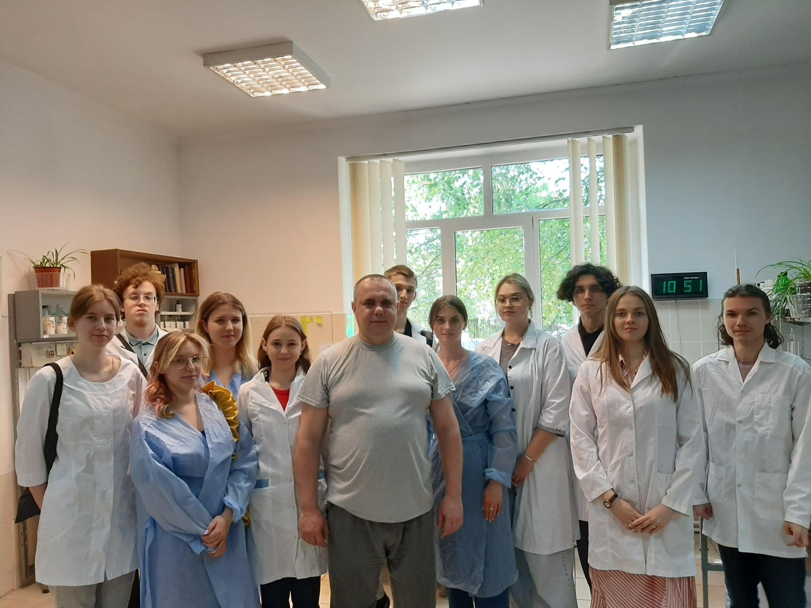 Екскурсія студентів-біотехнологів до Чернівецької філії ДП «Івано-Франківський науково-виробничий центр стандартизації, метрології та сертифікації»