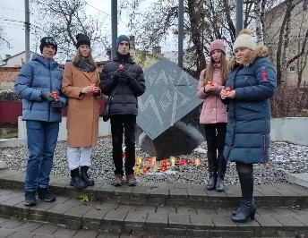 ВШАНУВАННЯ ПАМ'ЯТІ ЖЕРТВ ГОЛОДОМОРУ