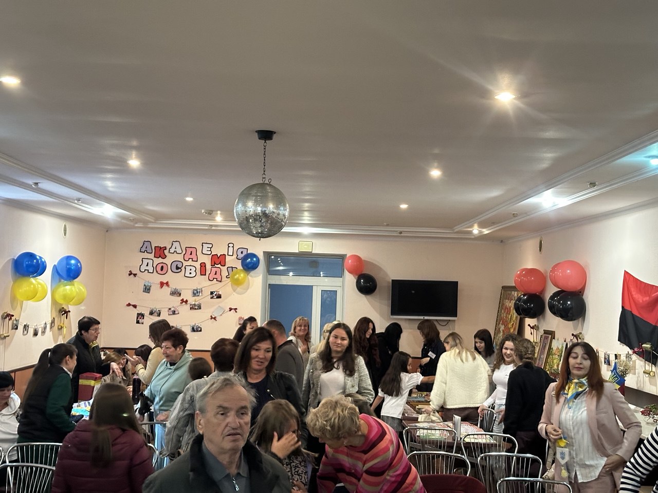 Благодійний ярмарок єдності та вдячності